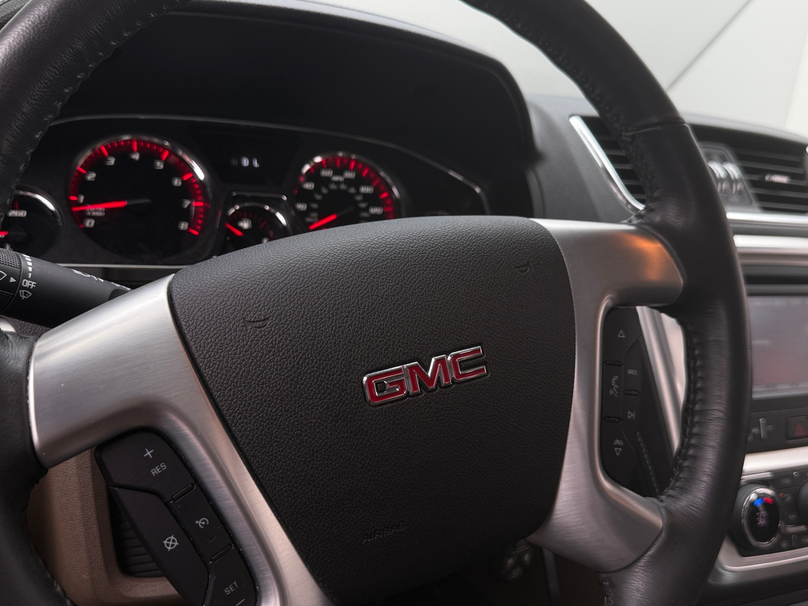 Thumbnail: 2016 GMC Acadia - 4
