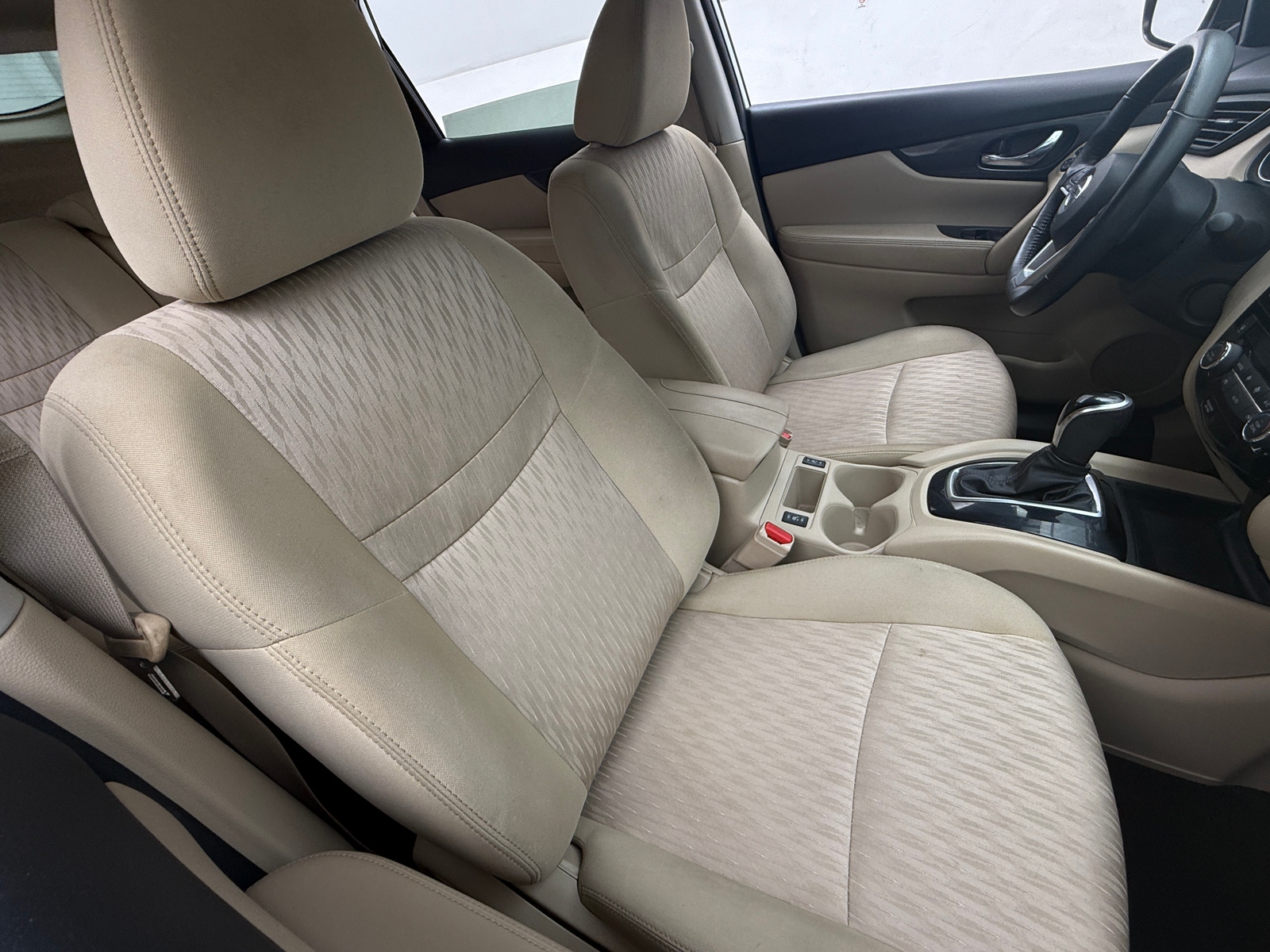 Thumbnail: 2018 Nissan Rogue - 2