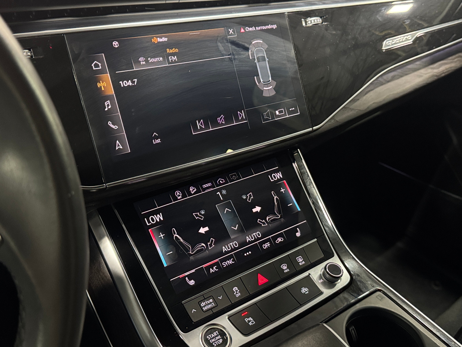 Thumbnail: 2021 Audi Q7 - 3