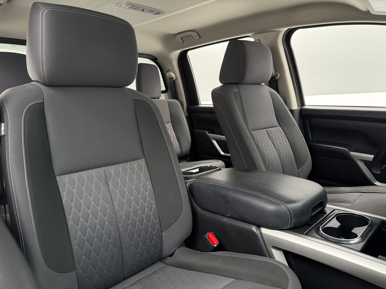 Thumbnail: 2021 Nissan Titan - 2