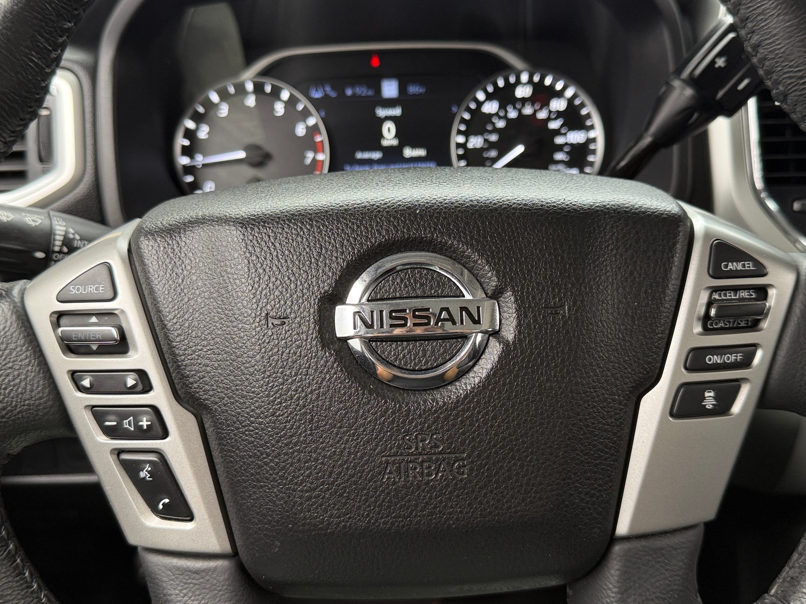 Thumbnail: 2021 Nissan Titan - 5