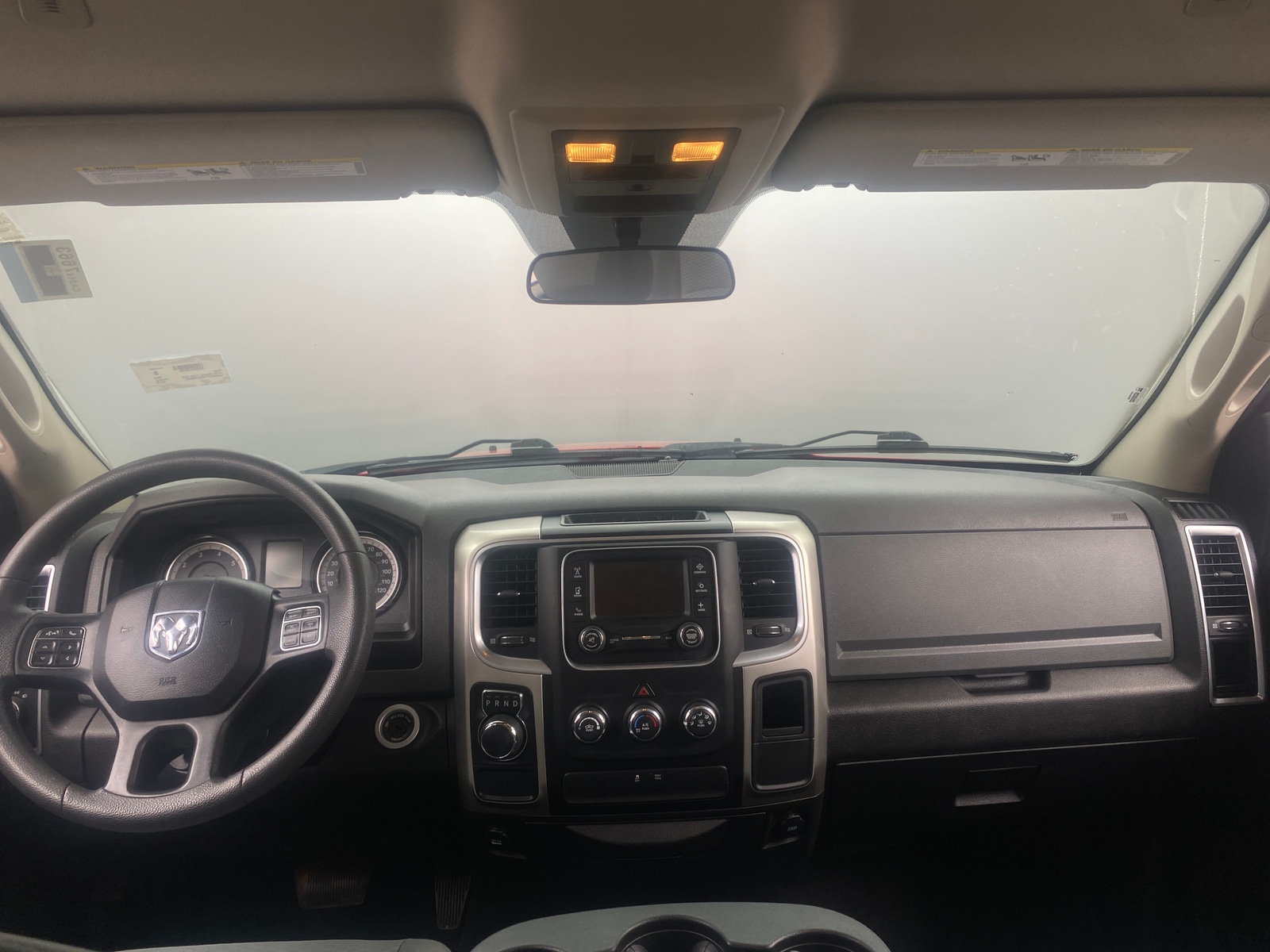 Thumbnail: 2019 RAM 1500 Classic - 3