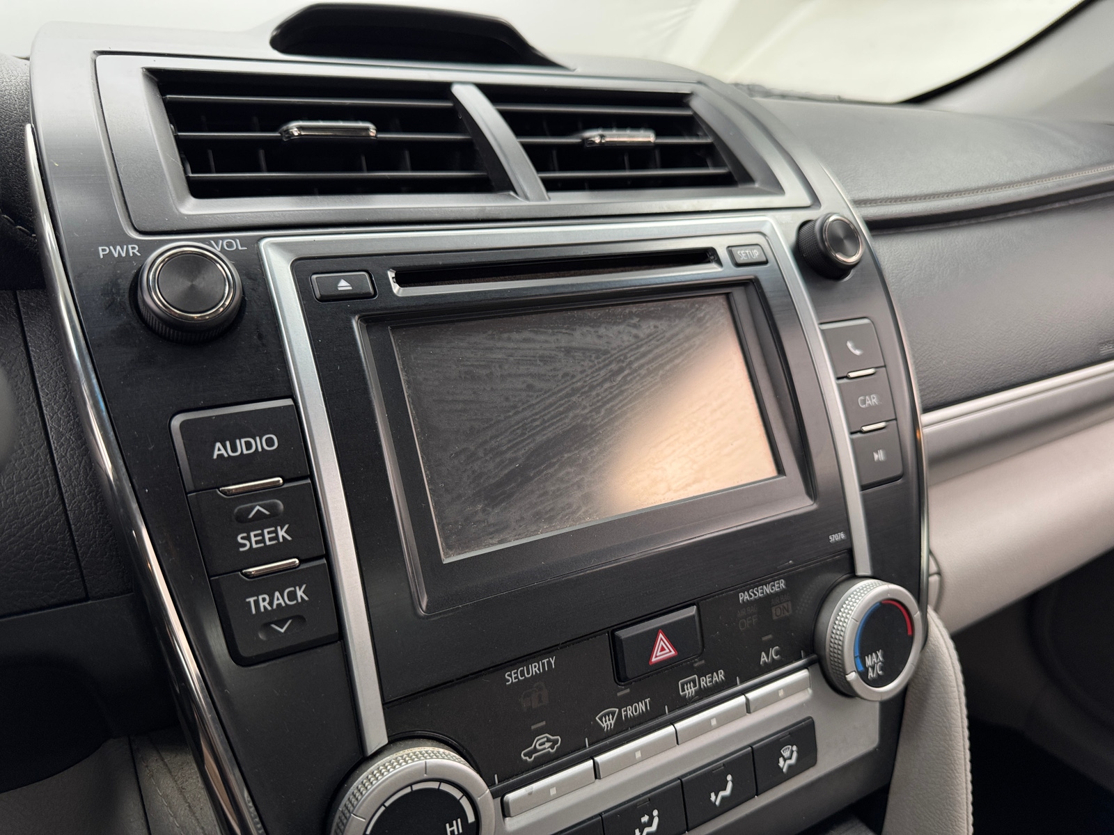 Thumbnail: 2013 Toyota Camry - 4