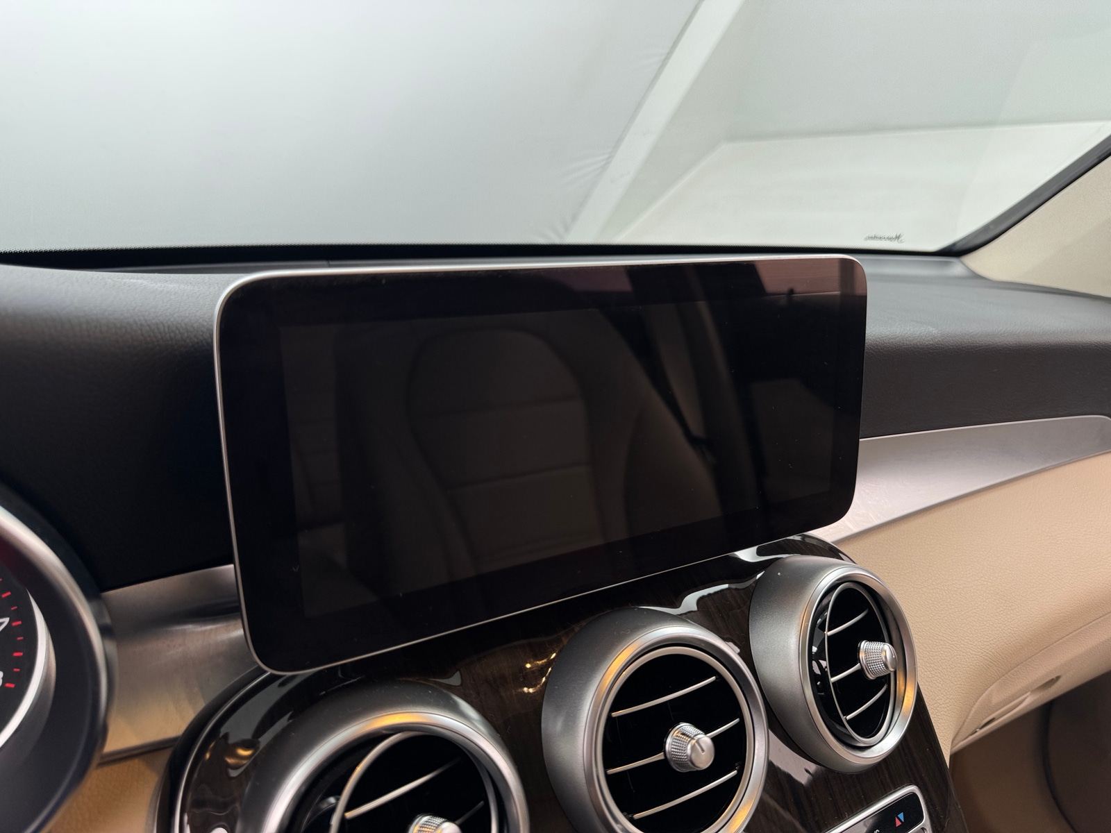 Thumbnail: 2022 Mercedes-Benz GLC - 3