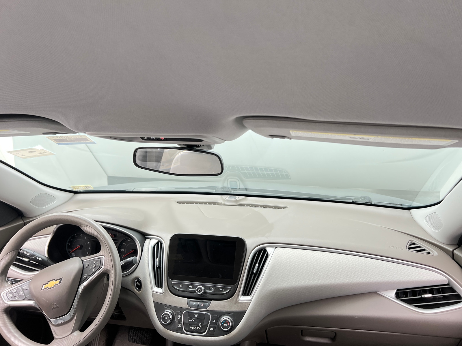 Thumbnail: 2020 Chevrolet Malibu - 3