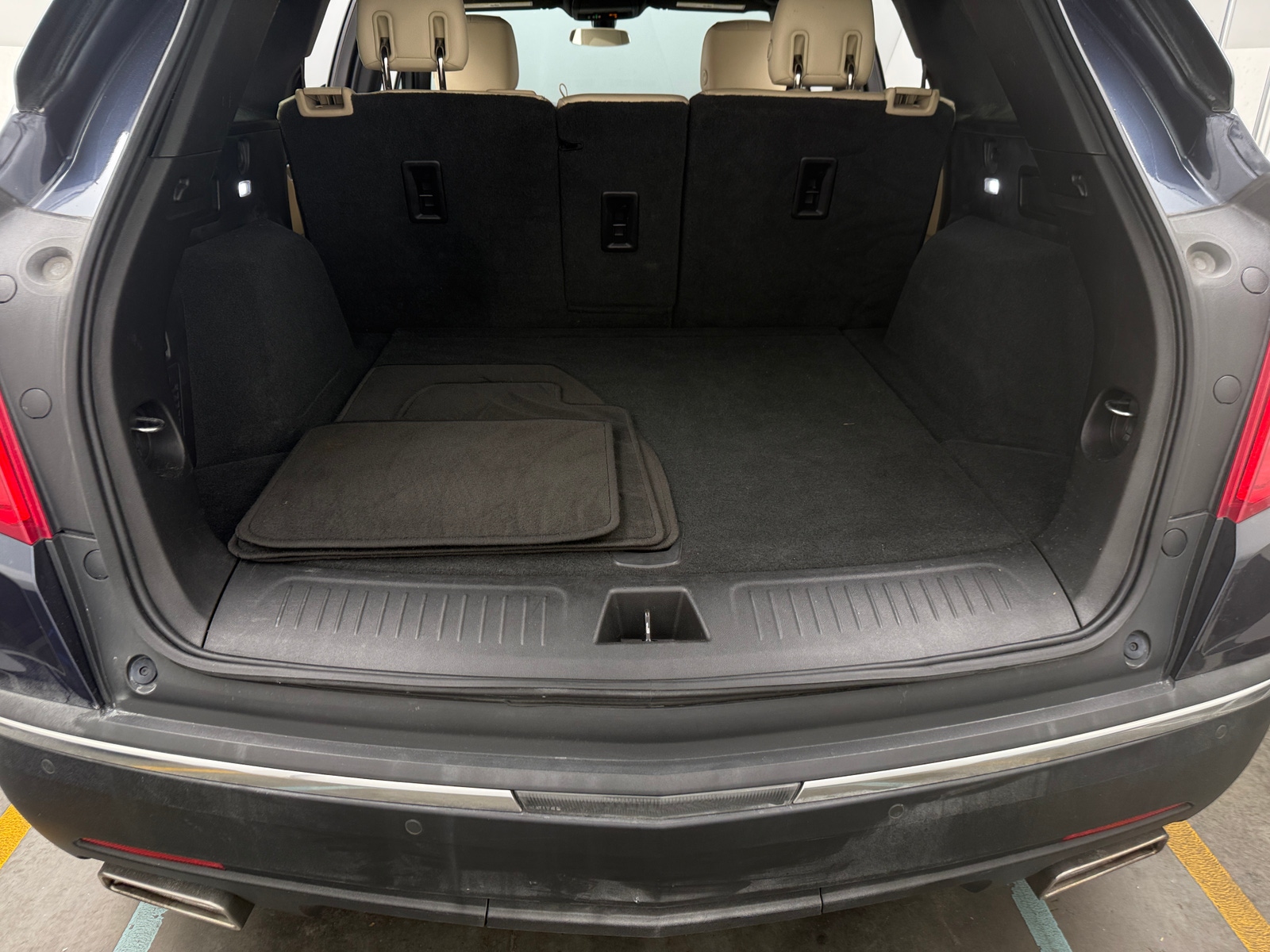 Thumbnail: 2019 Cadillac XT5 - 6