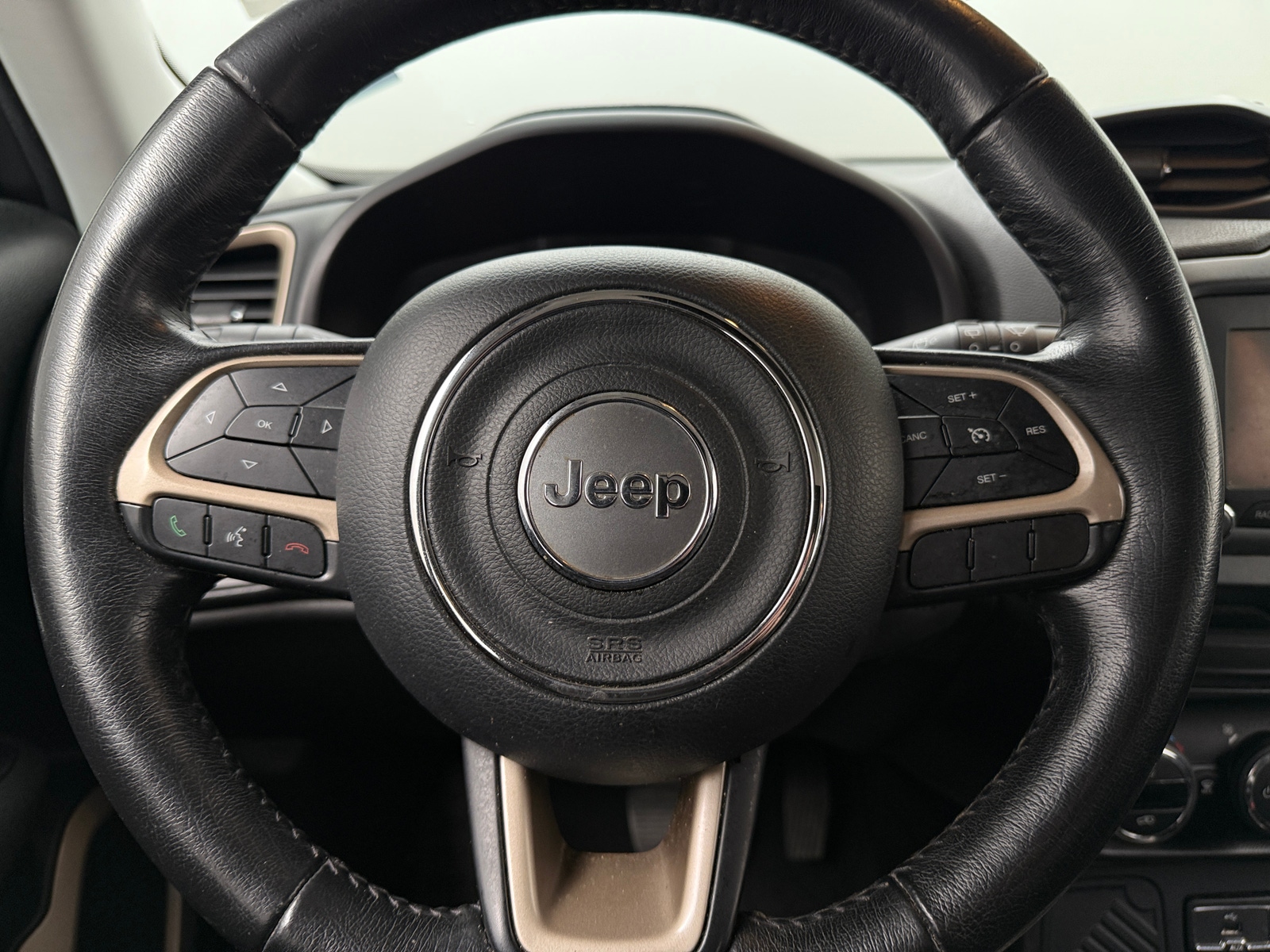Thumbnail: 2017 Jeep Renegade - 5