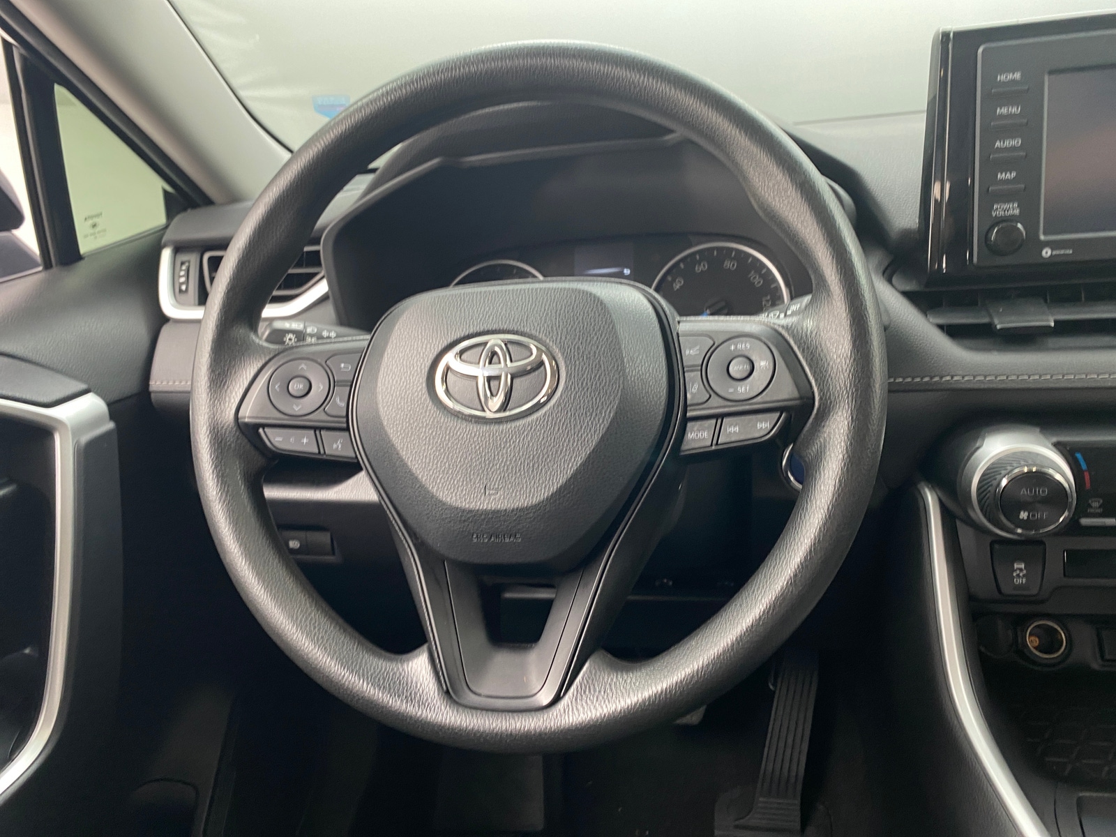 Thumbnail: 2022 Toyota RAV4 - 5