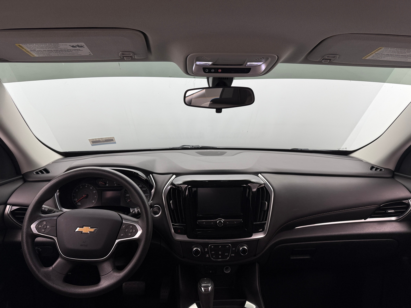 Thumbnail: 2019 Chevrolet Traverse - 3