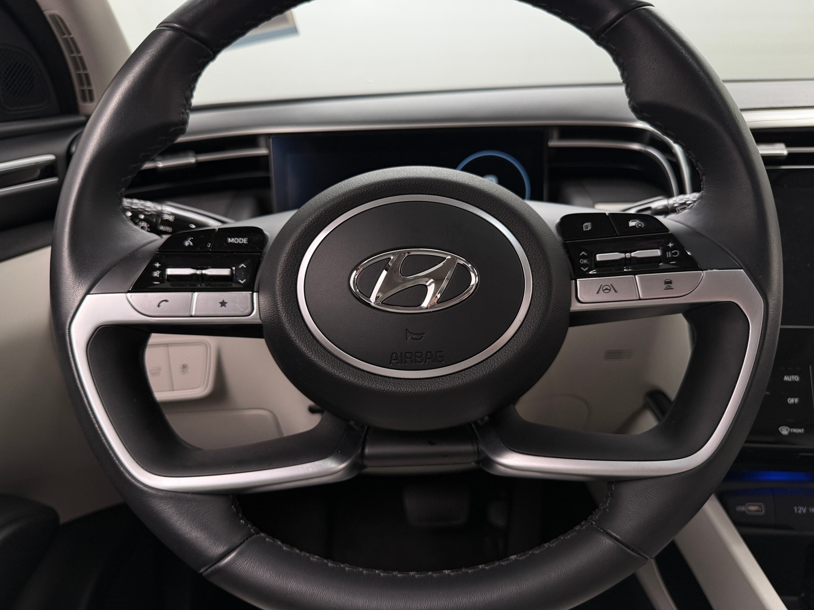 Thumbnail: 2023 Hyundai Tucson - 5