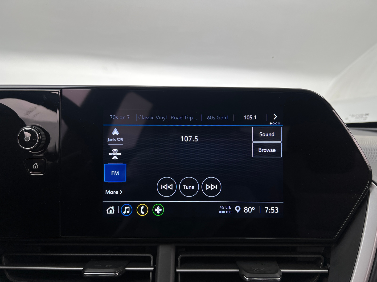 Thumbnail: 2024 Chevrolet Trax - 4