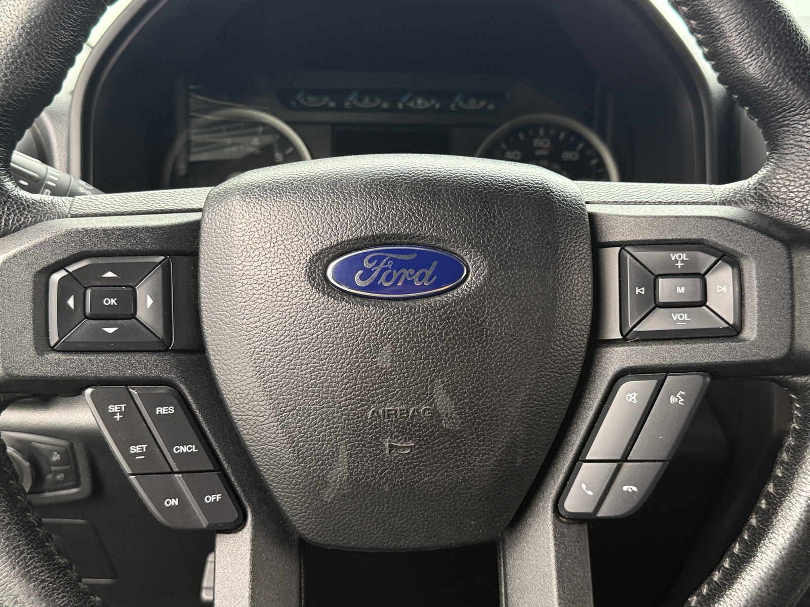 Thumbnail: 2015 Ford Econoline - 5