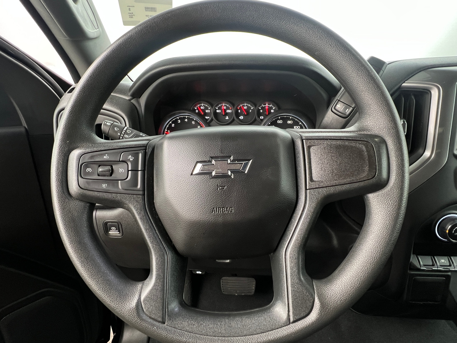 Thumbnail: 2024 Chevrolet Silverado 1500 - 5