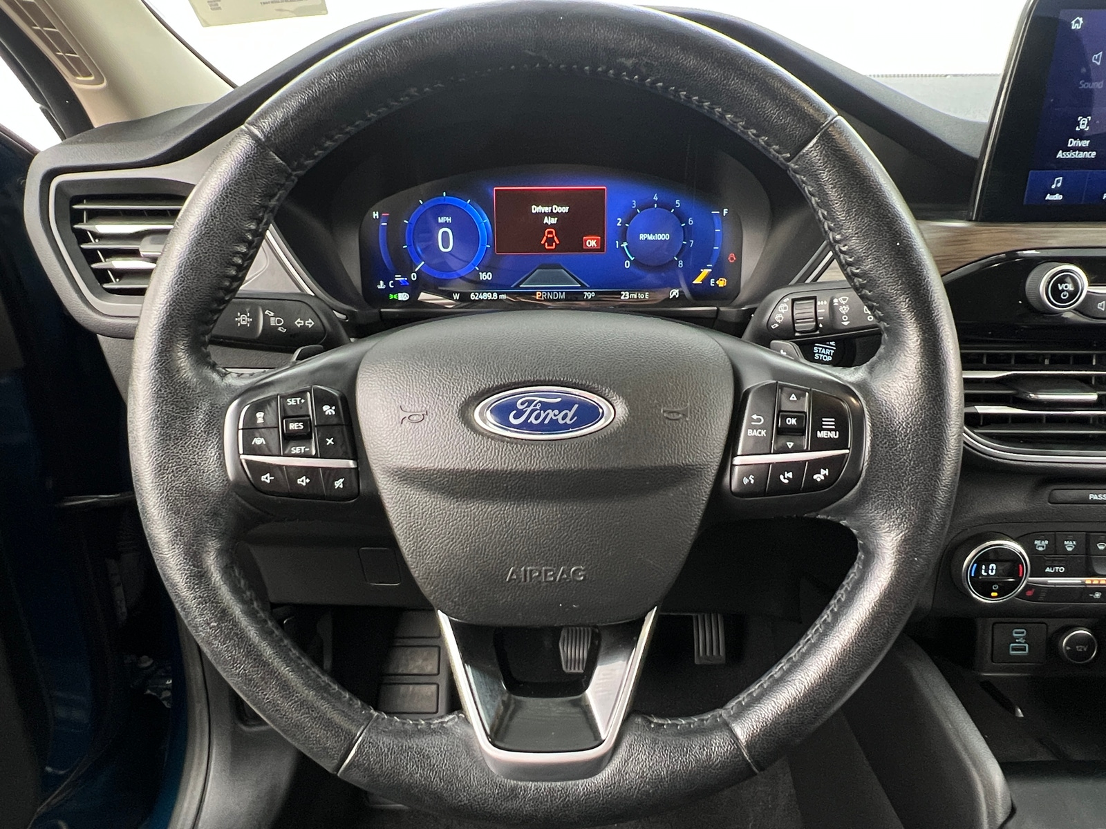 Thumbnail: 2020 Ford Escape - 4