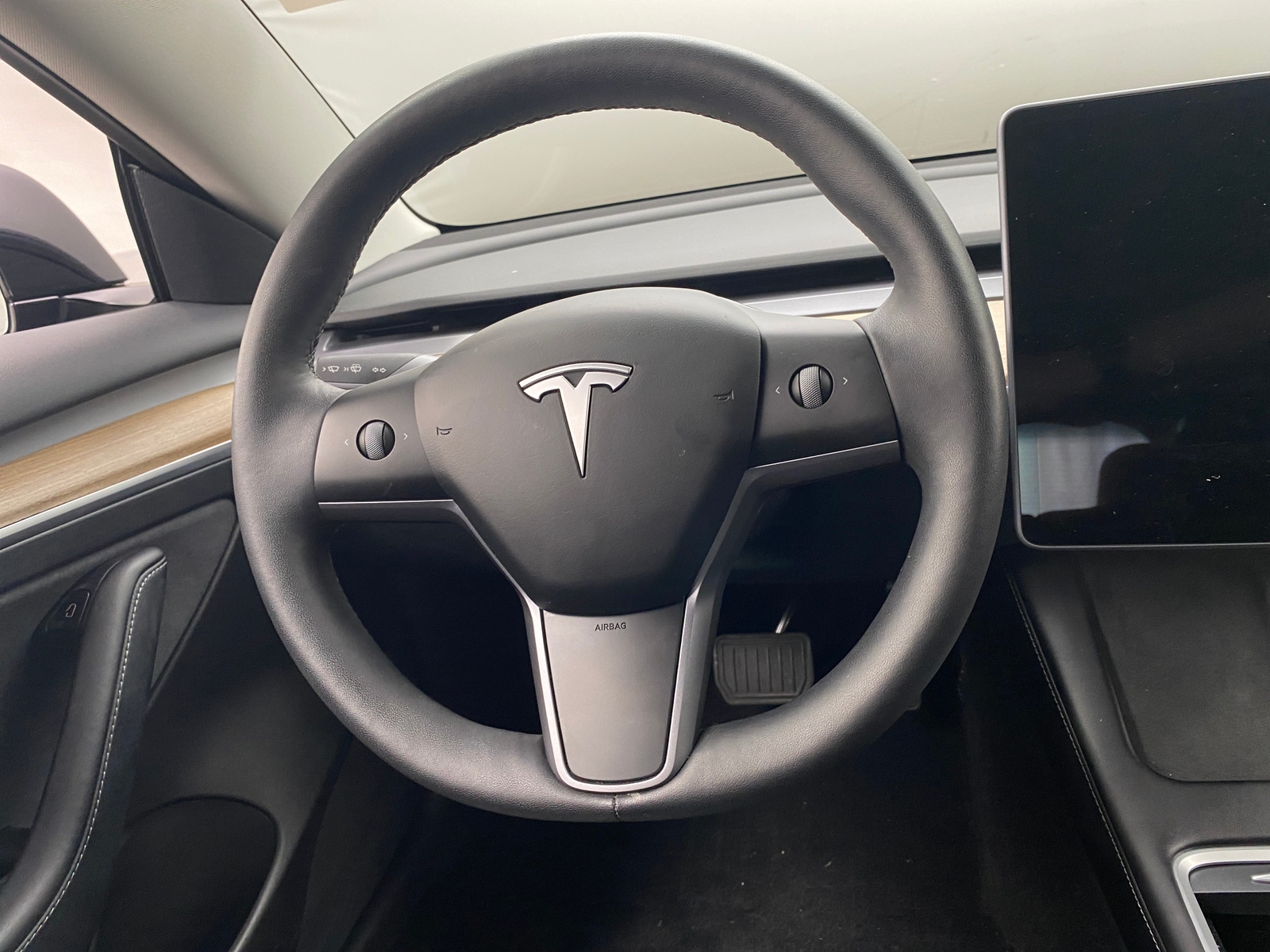 Thumbnail: 2022 Tesla Model 3 - 4