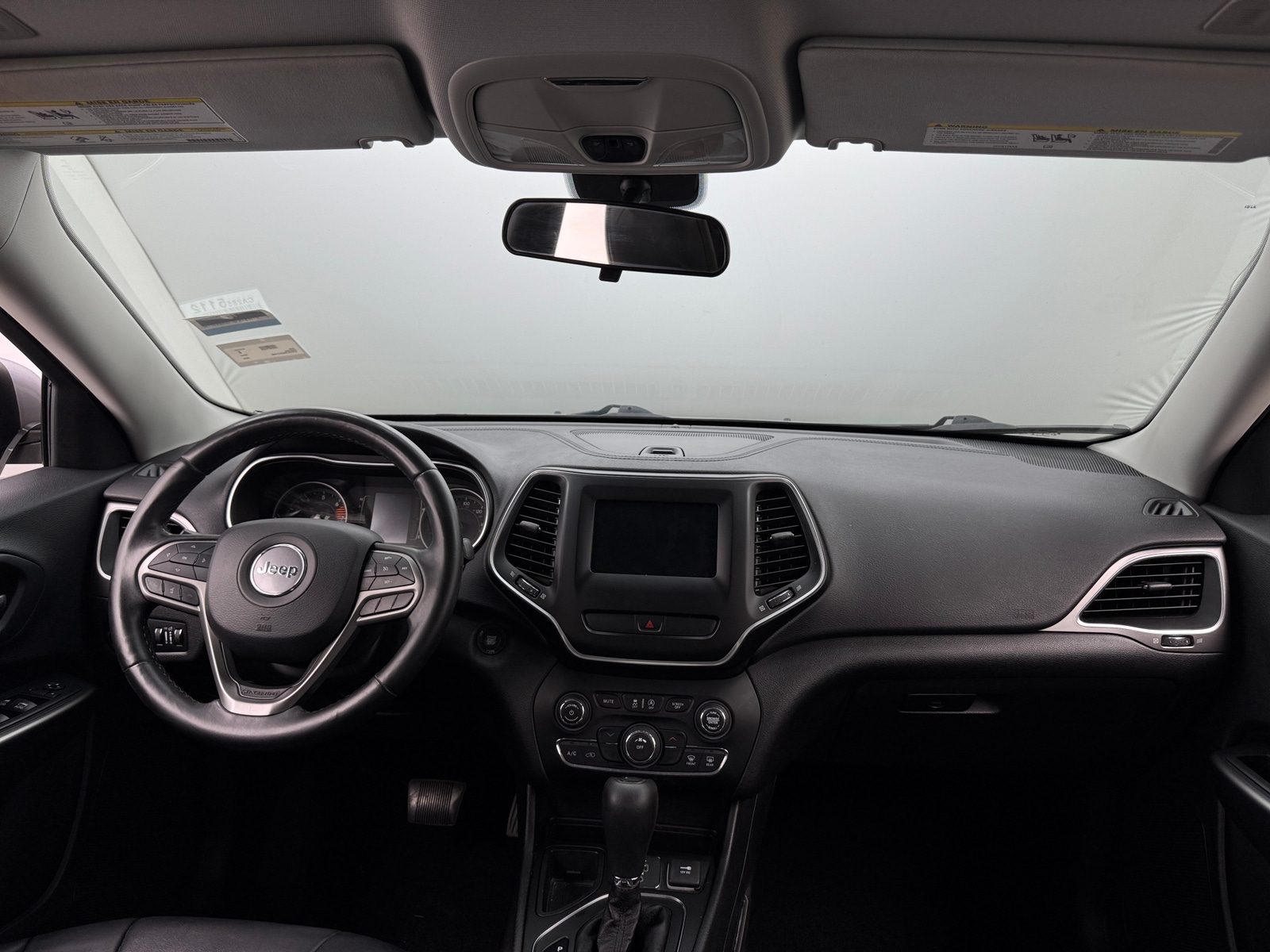 Thumbnail: 2019 Jeep Cherokee - 3