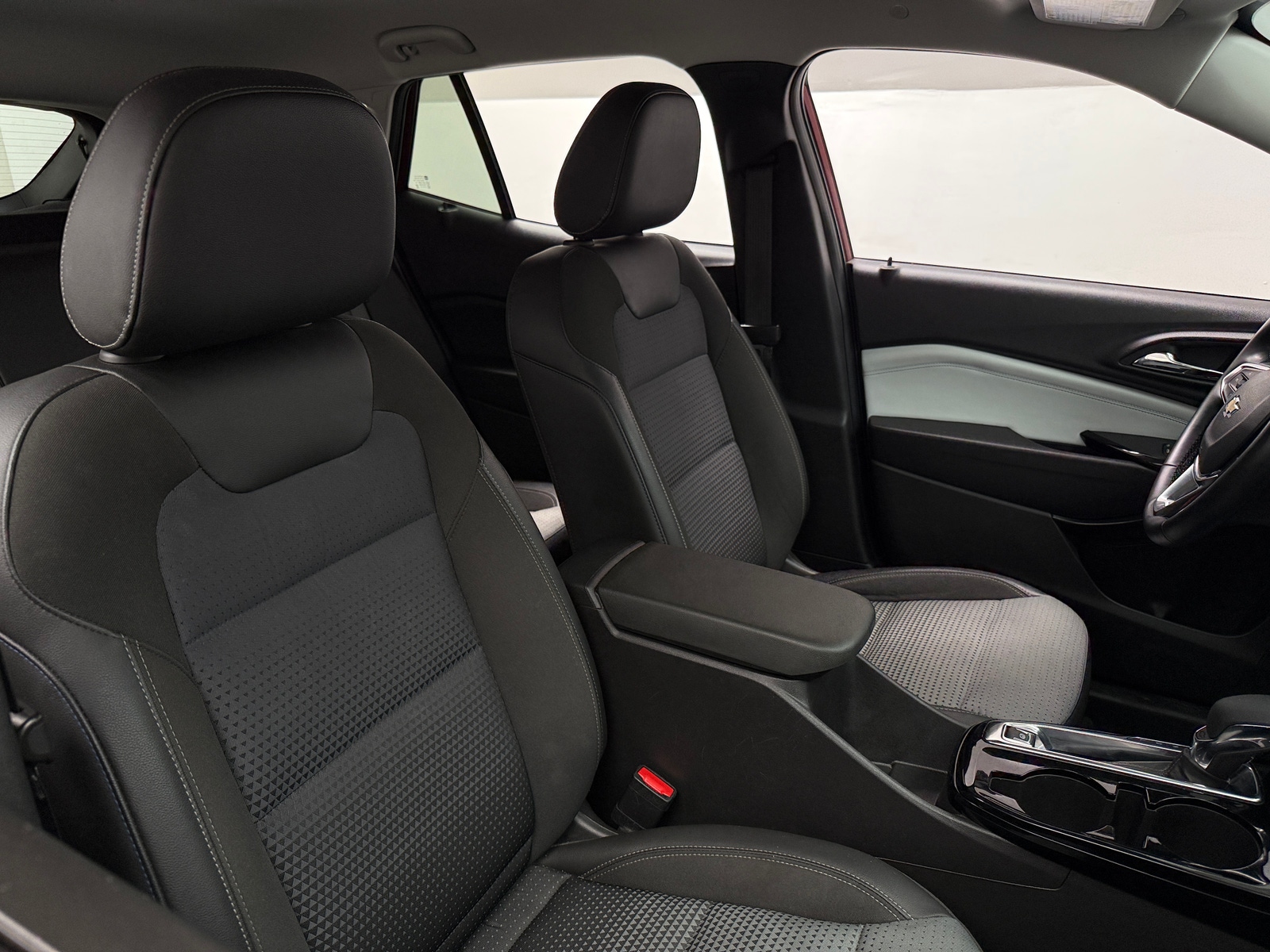 Thumbnail: 2024 Chevrolet Trax - 2