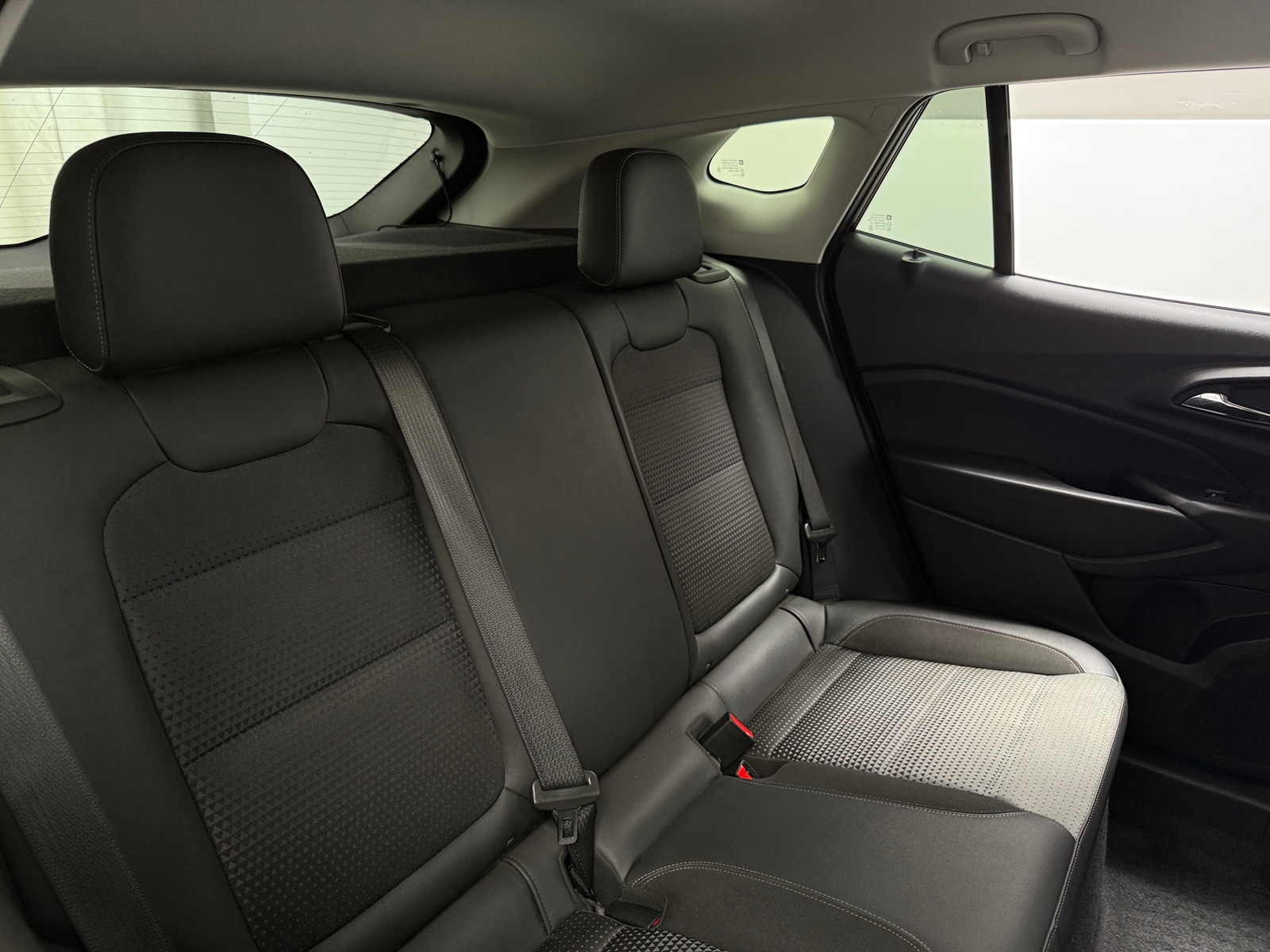 Thumbnail: 2024 Chevrolet Trax - 6