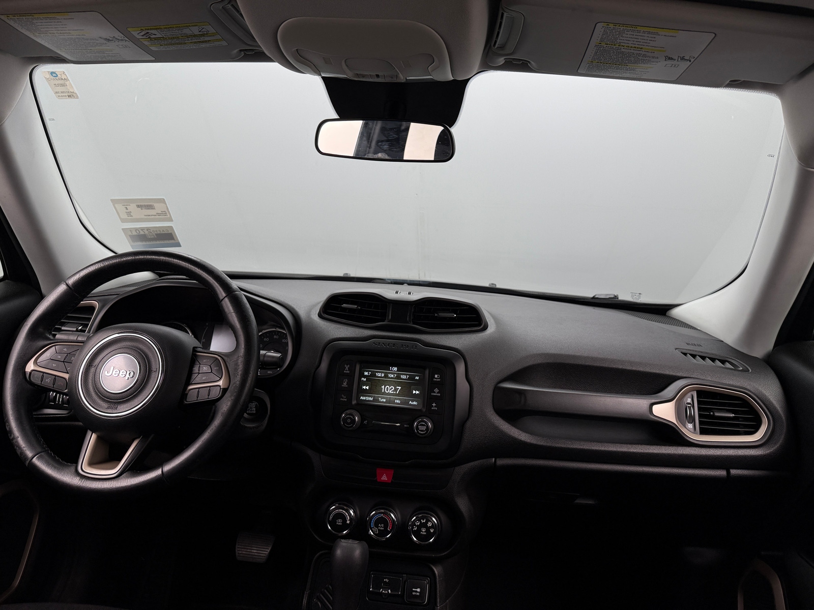 Thumbnail: 2016 Jeep Renegade - 3