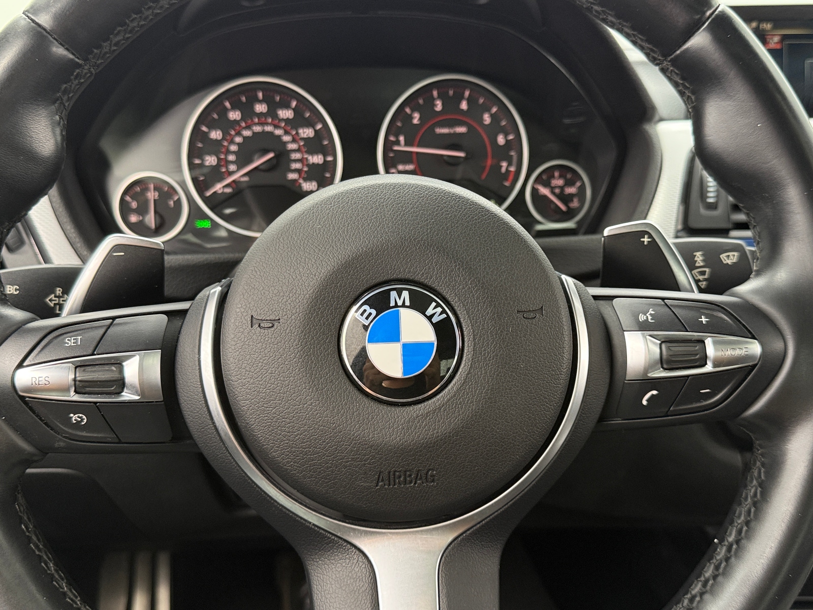 Thumbnail: 2015 BMW 4 Series - 3