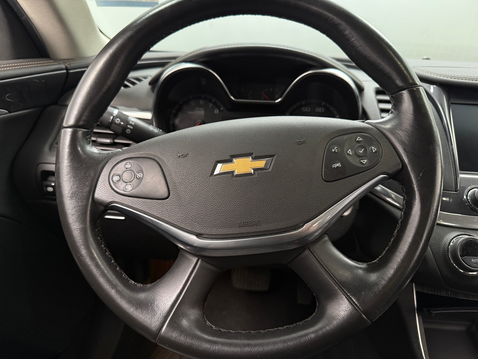 Thumbnail: 2017 Chevrolet Impala - 5