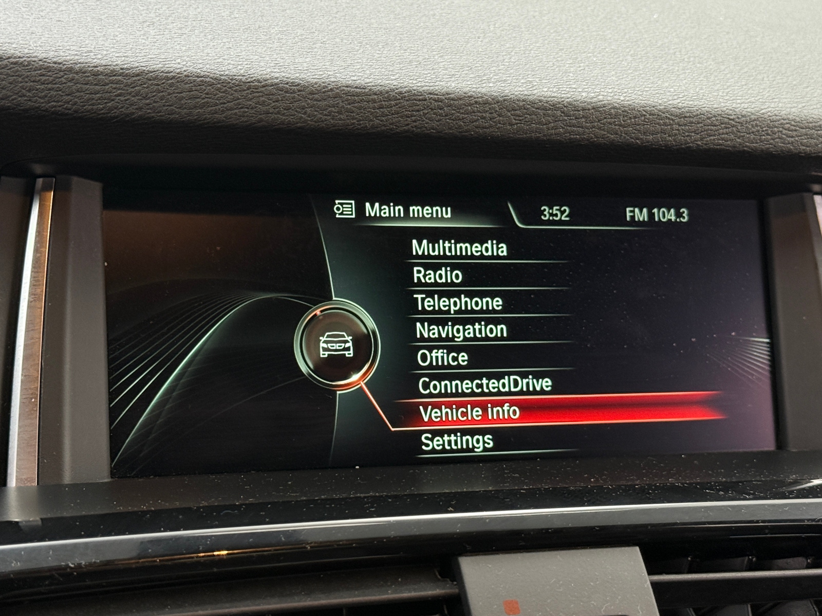 Thumbnail: 2016 BMW X4 - 3