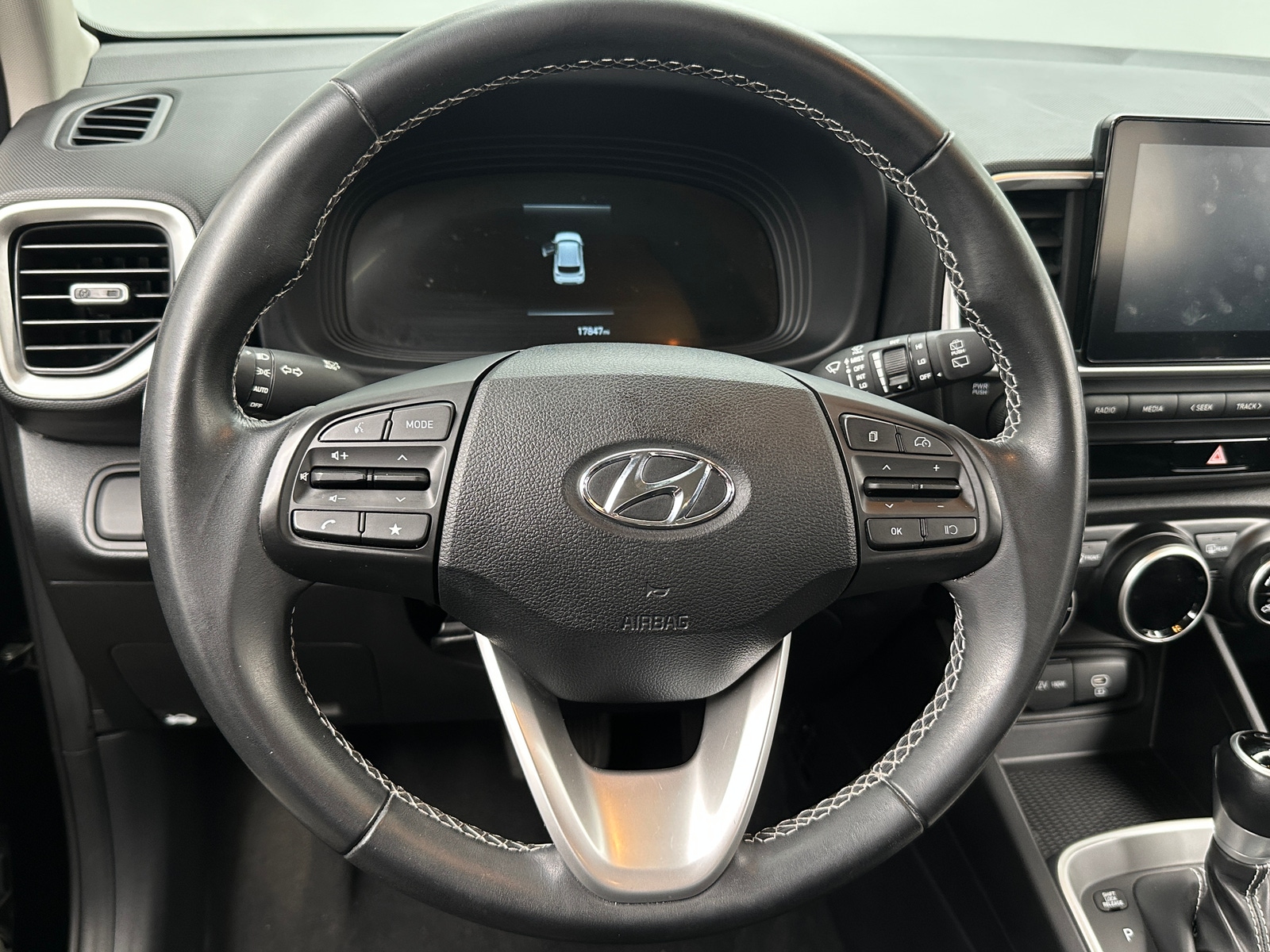 Thumbnail: 2024 Hyundai Venue - 5