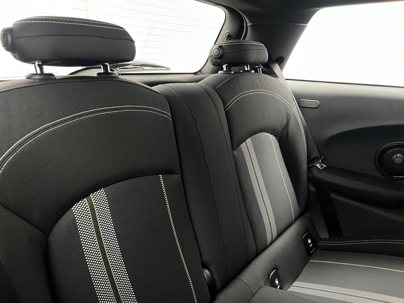 Thumbnail: 2021 MINI Cooper Hardtop - 6