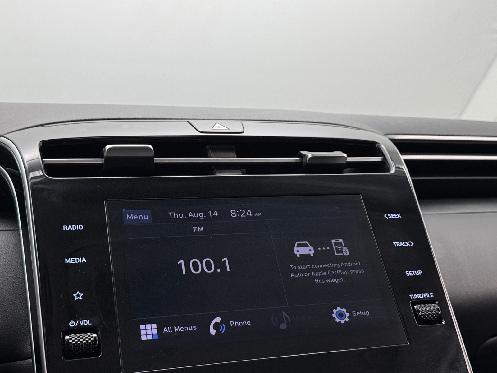 Thumbnail: 2022 Hyundai Tucson - 4