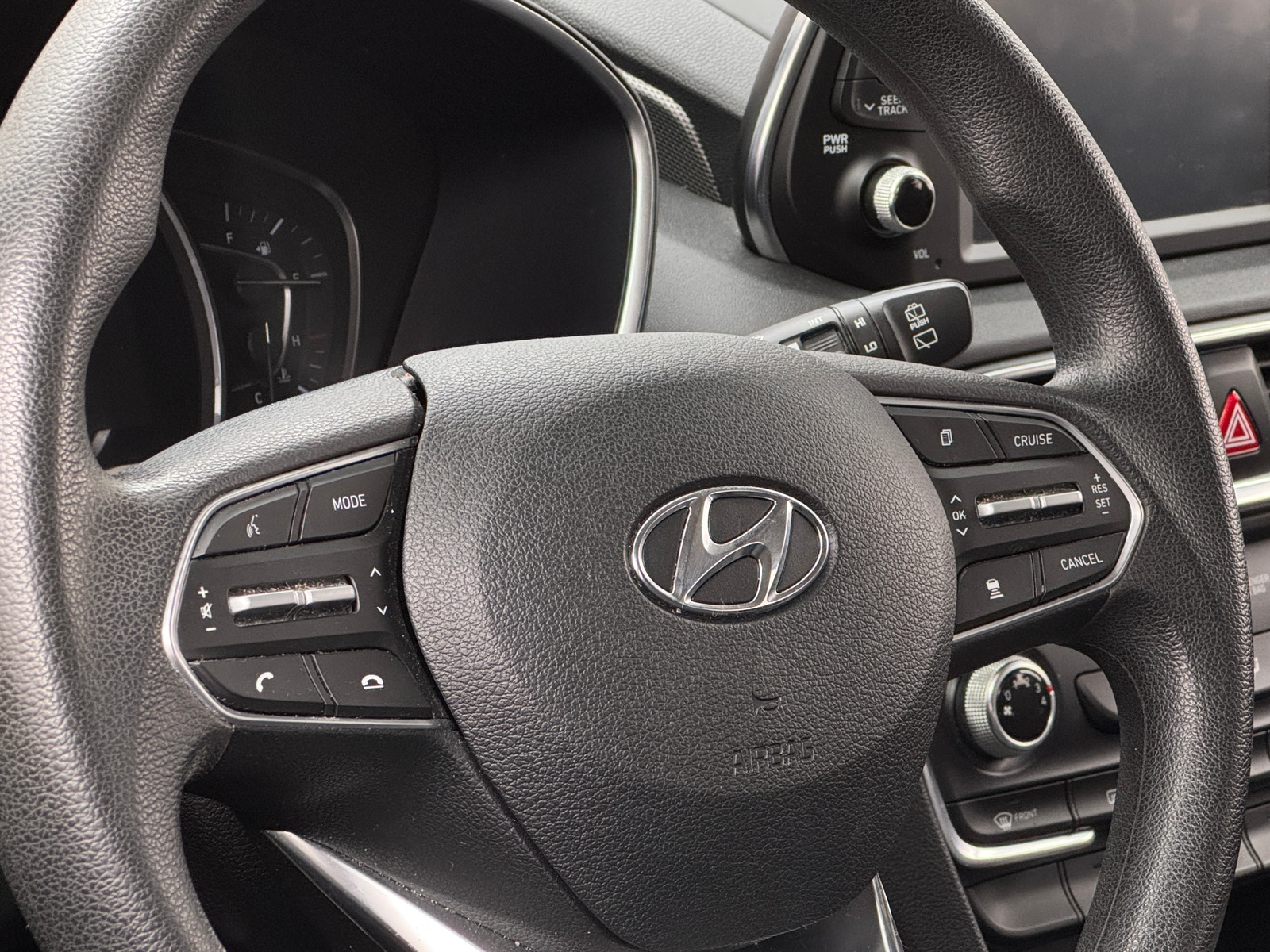 Thumbnail: 2020 Hyundai Santa Fe - 5