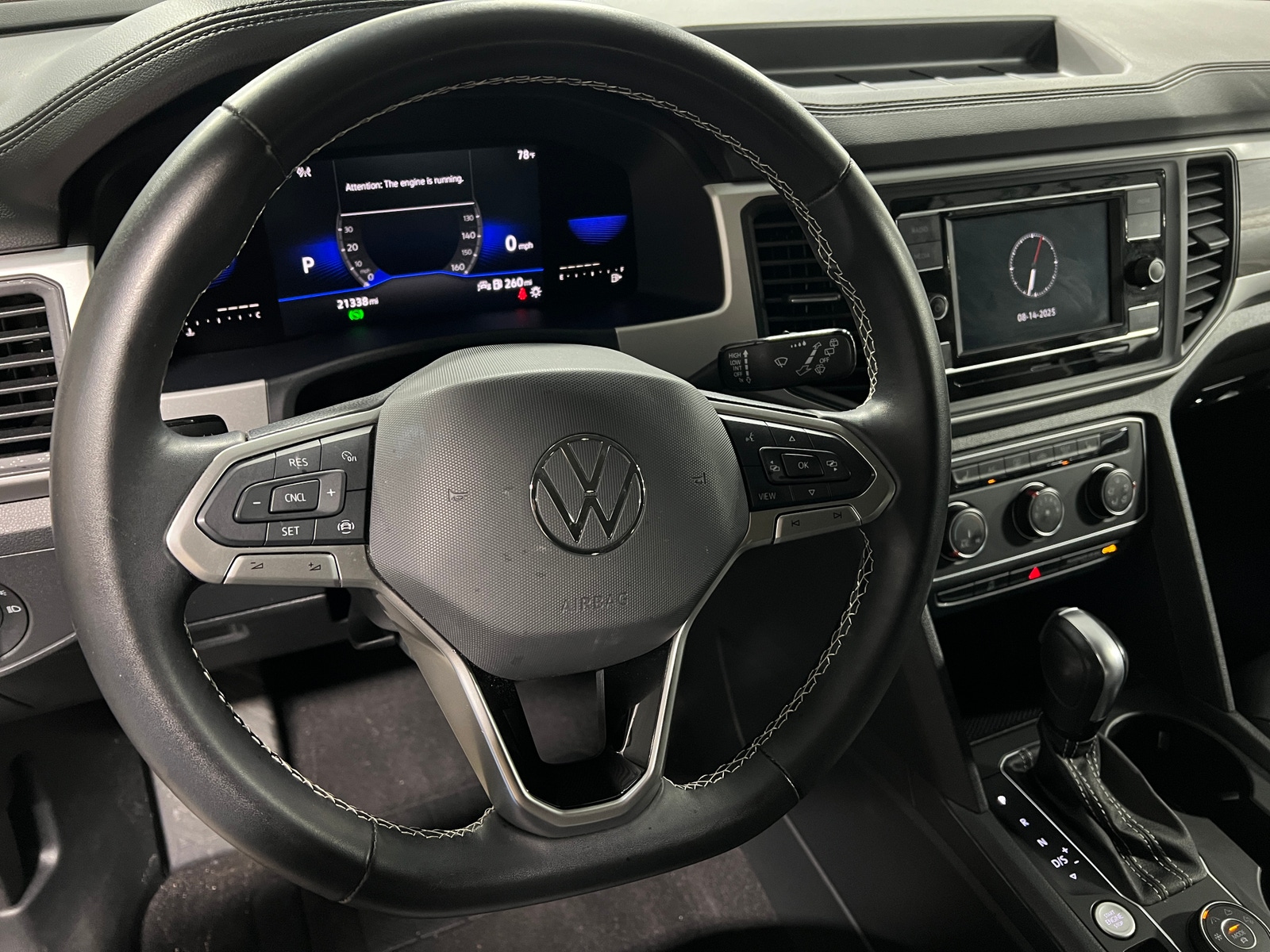 Thumbnail: 2022 Volkswagen Atlas - 4