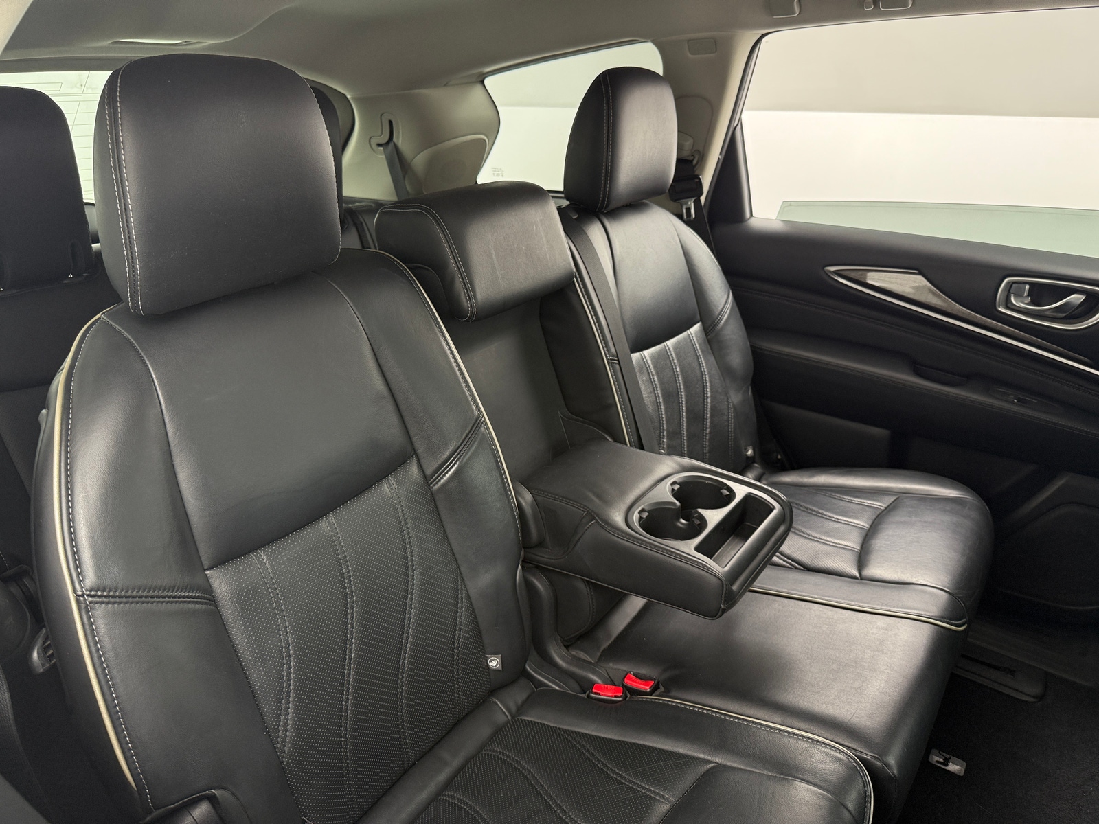 Thumbnail: 2017 INFINITI QX60 - 5