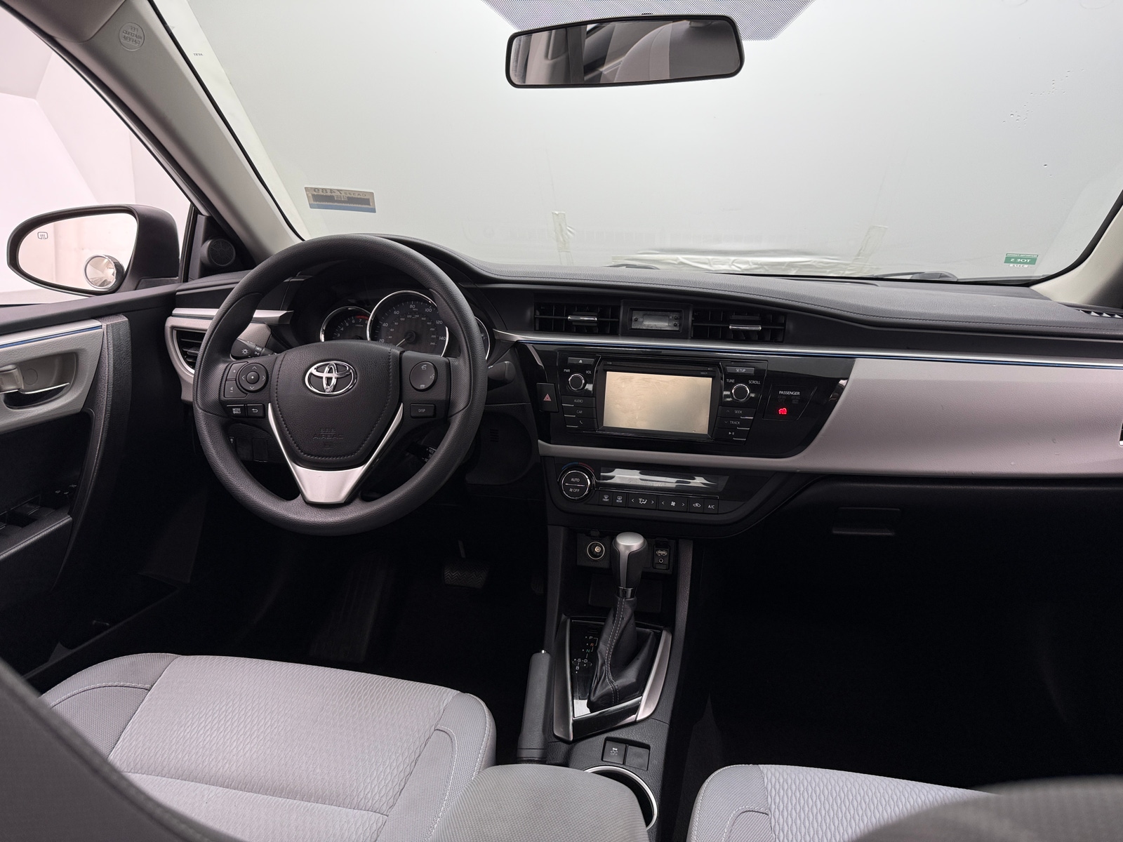 Thumbnail: 2016 Toyota Corolla - 3