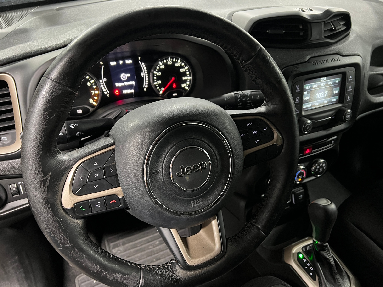 Thumbnail: 2017 Jeep Renegade - 5