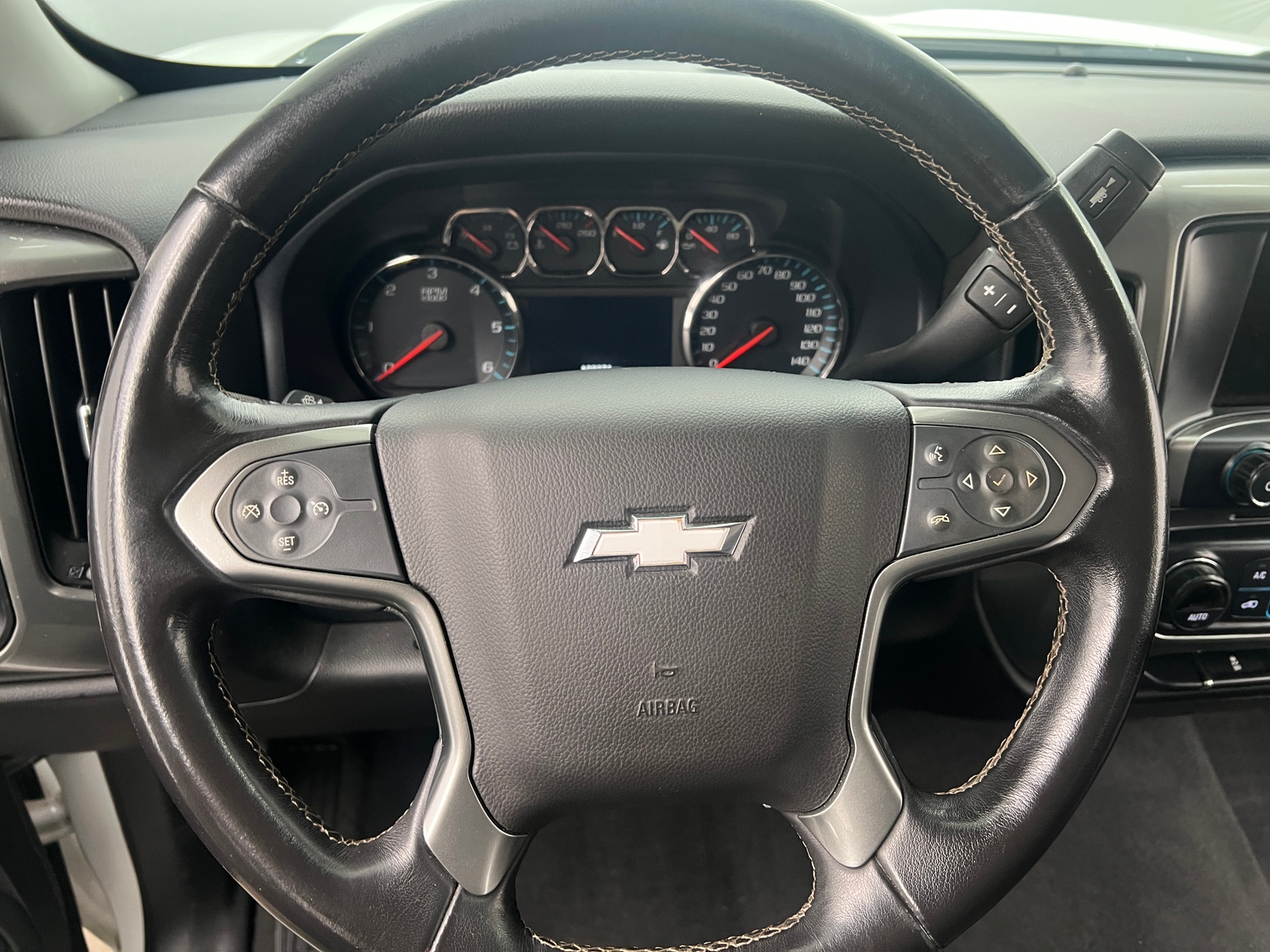Thumbnail: 2018 Chevrolet Silverado 1500 - 5