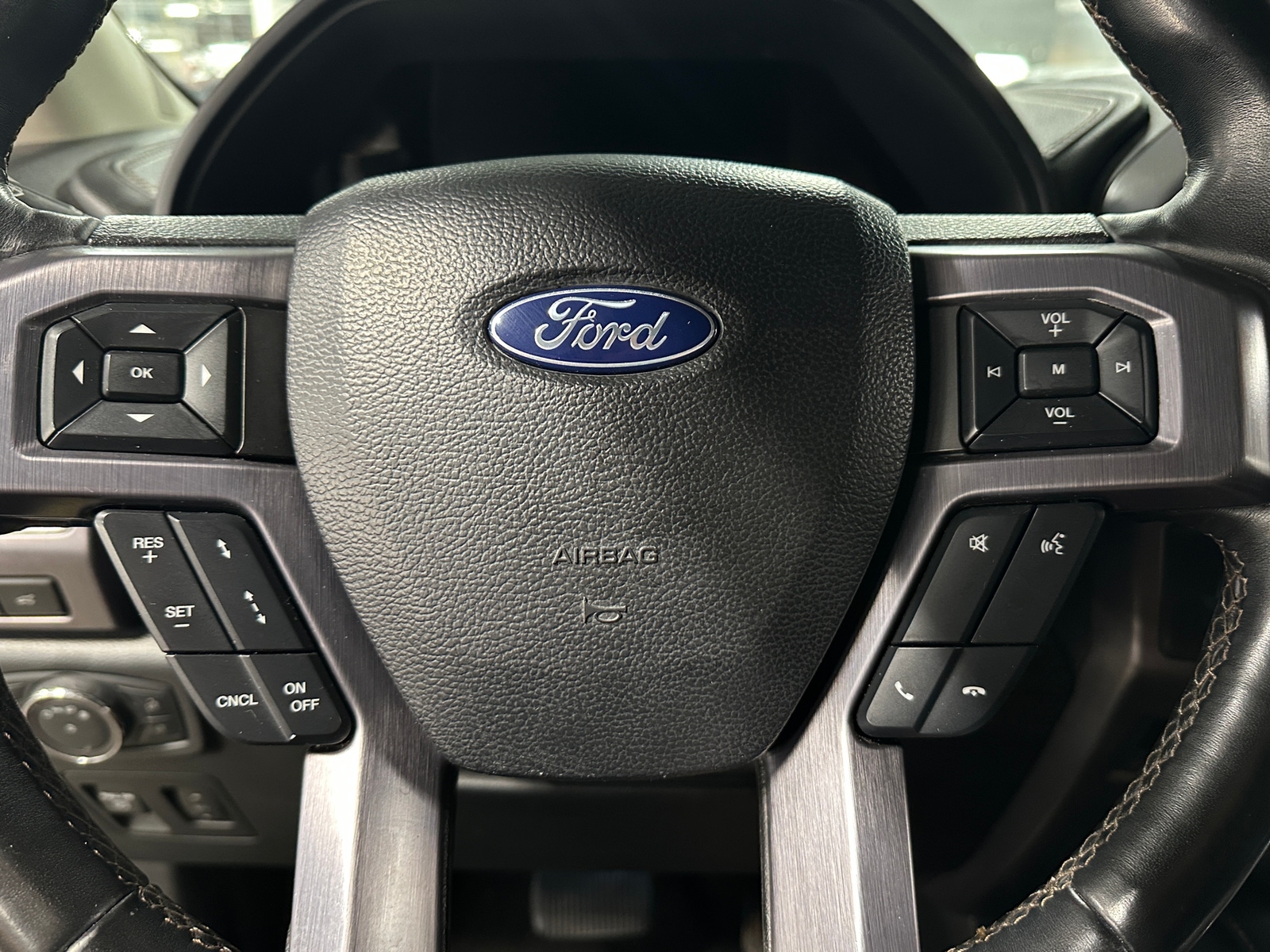 Thumbnail: 2019 Ford Expedition - 4
