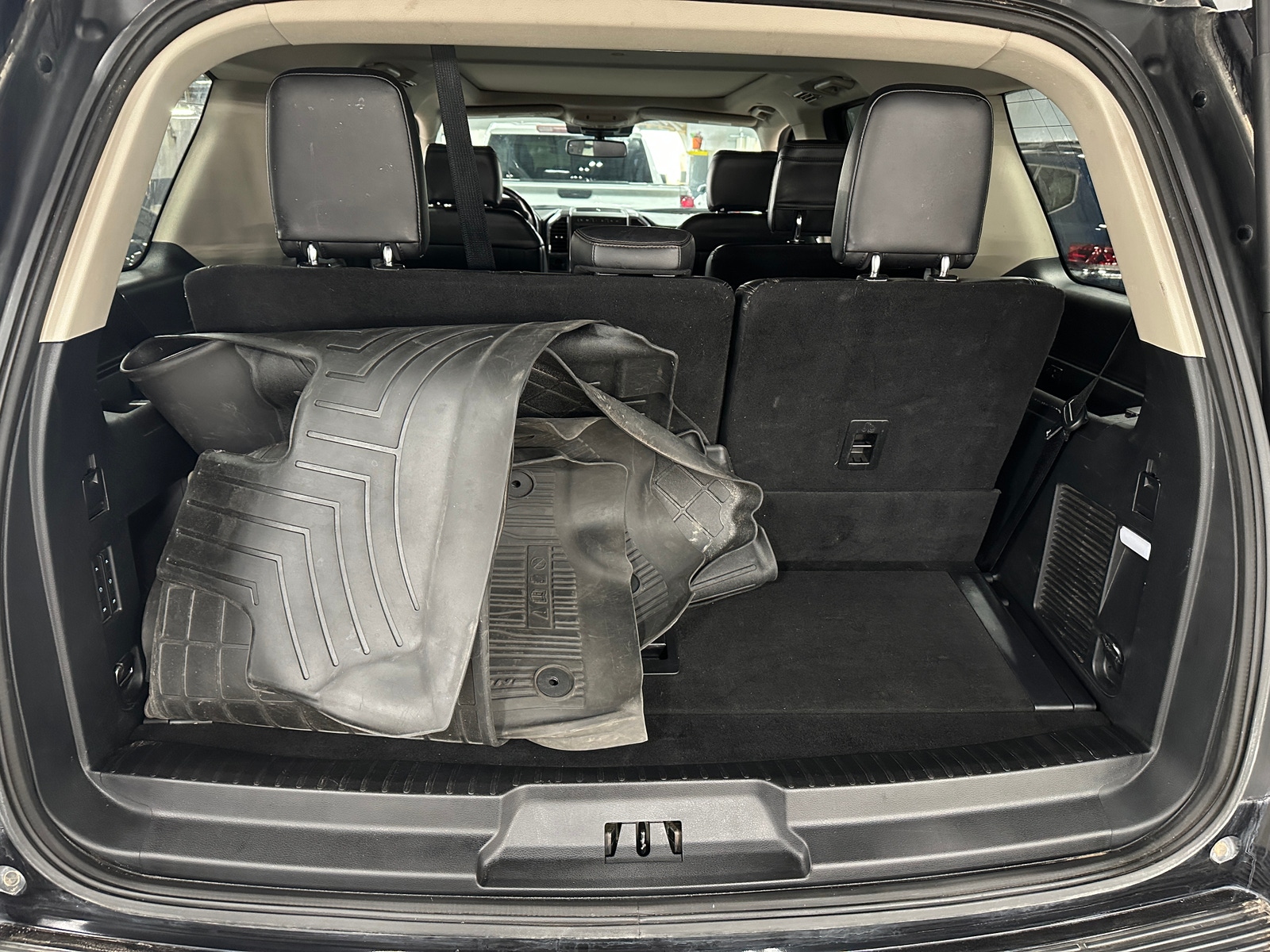 Thumbnail: 2019 Ford Expedition - 6