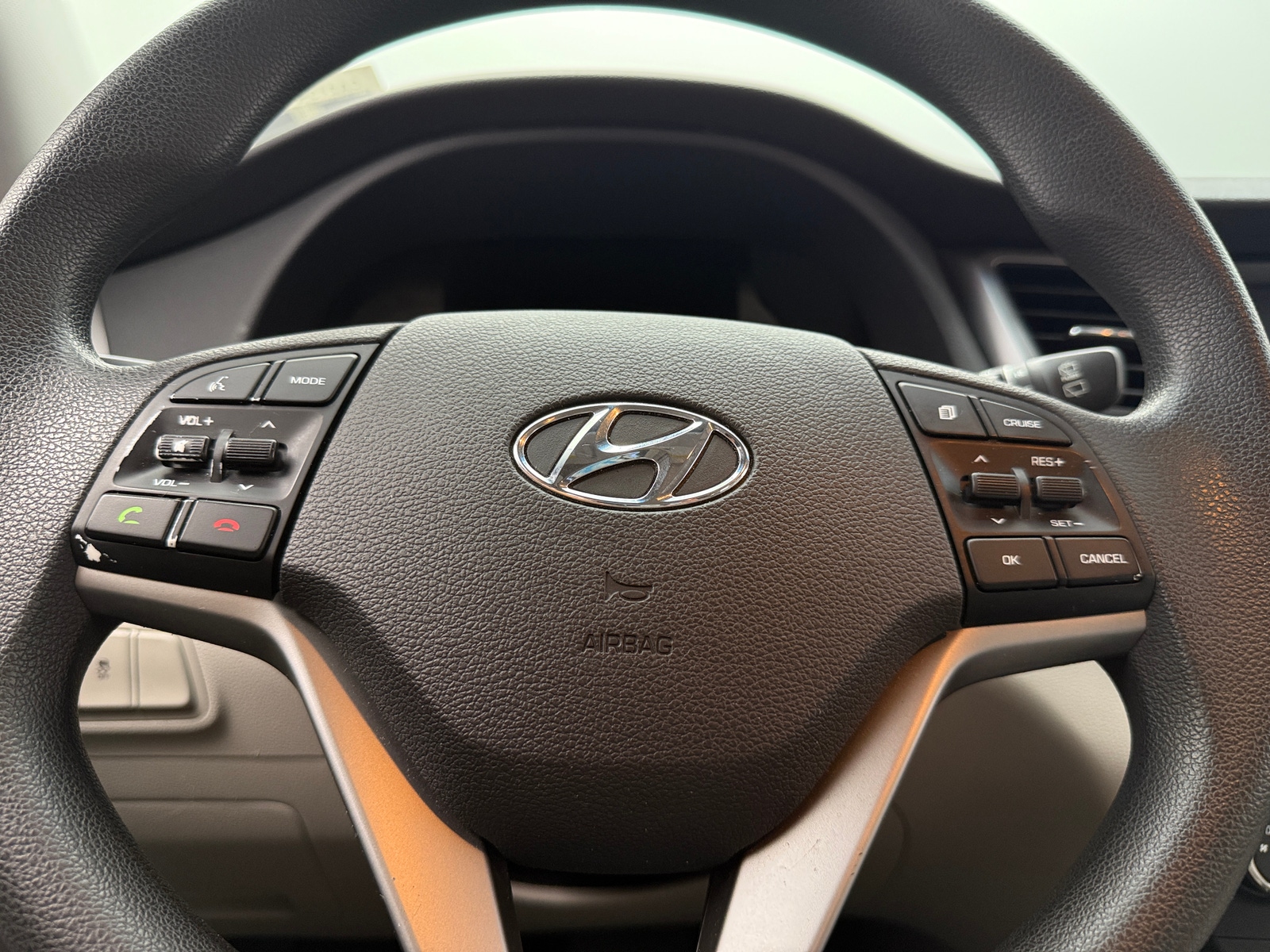 Thumbnail: 2018 Hyundai Tucson - 5
