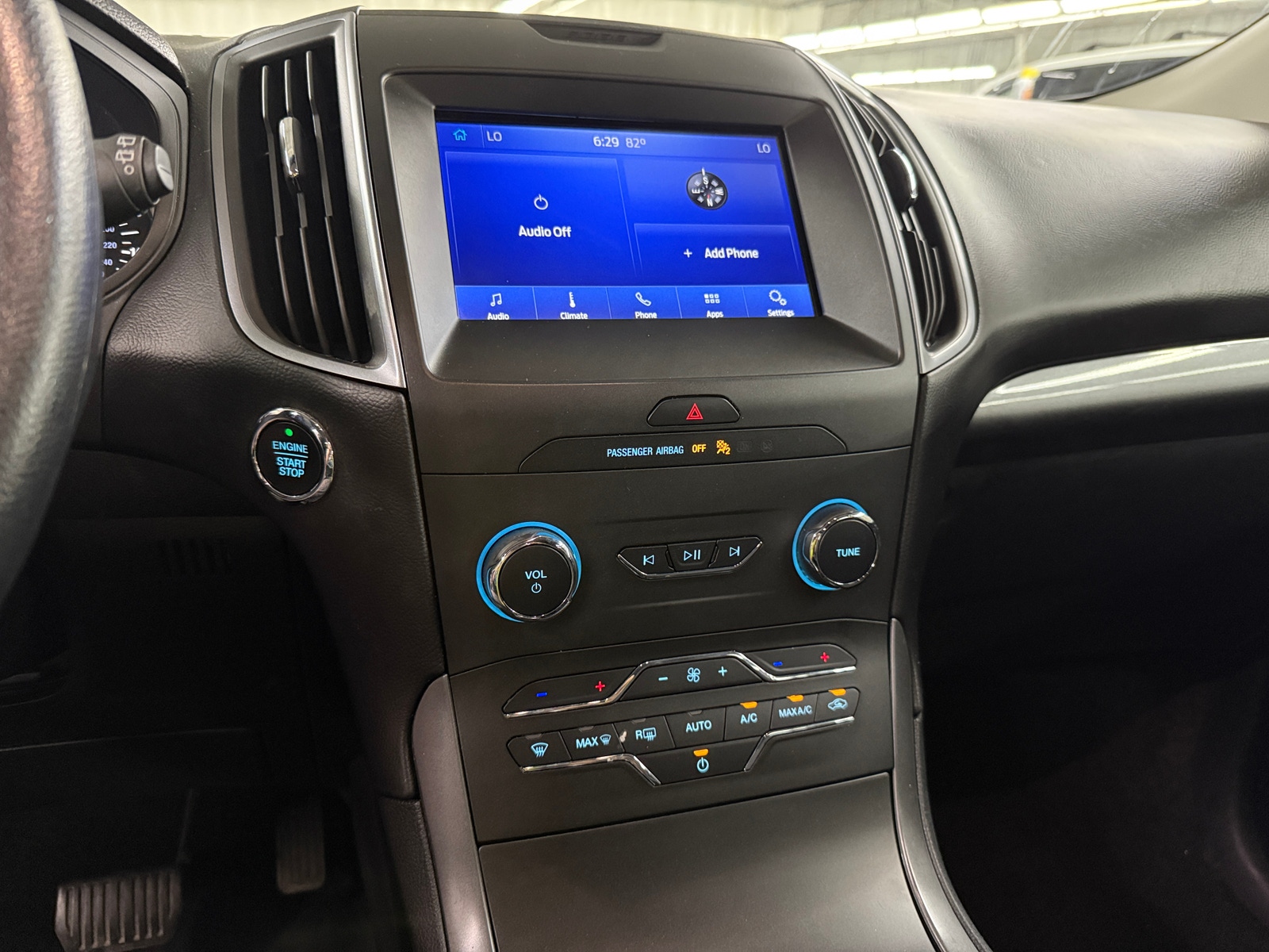 Thumbnail: 2020 Ford Edge - 4