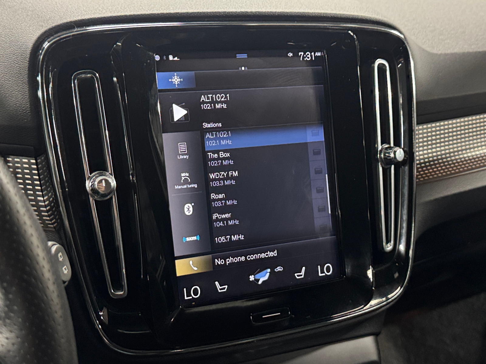 Thumbnail: 2019 Volvo XC40 - 3