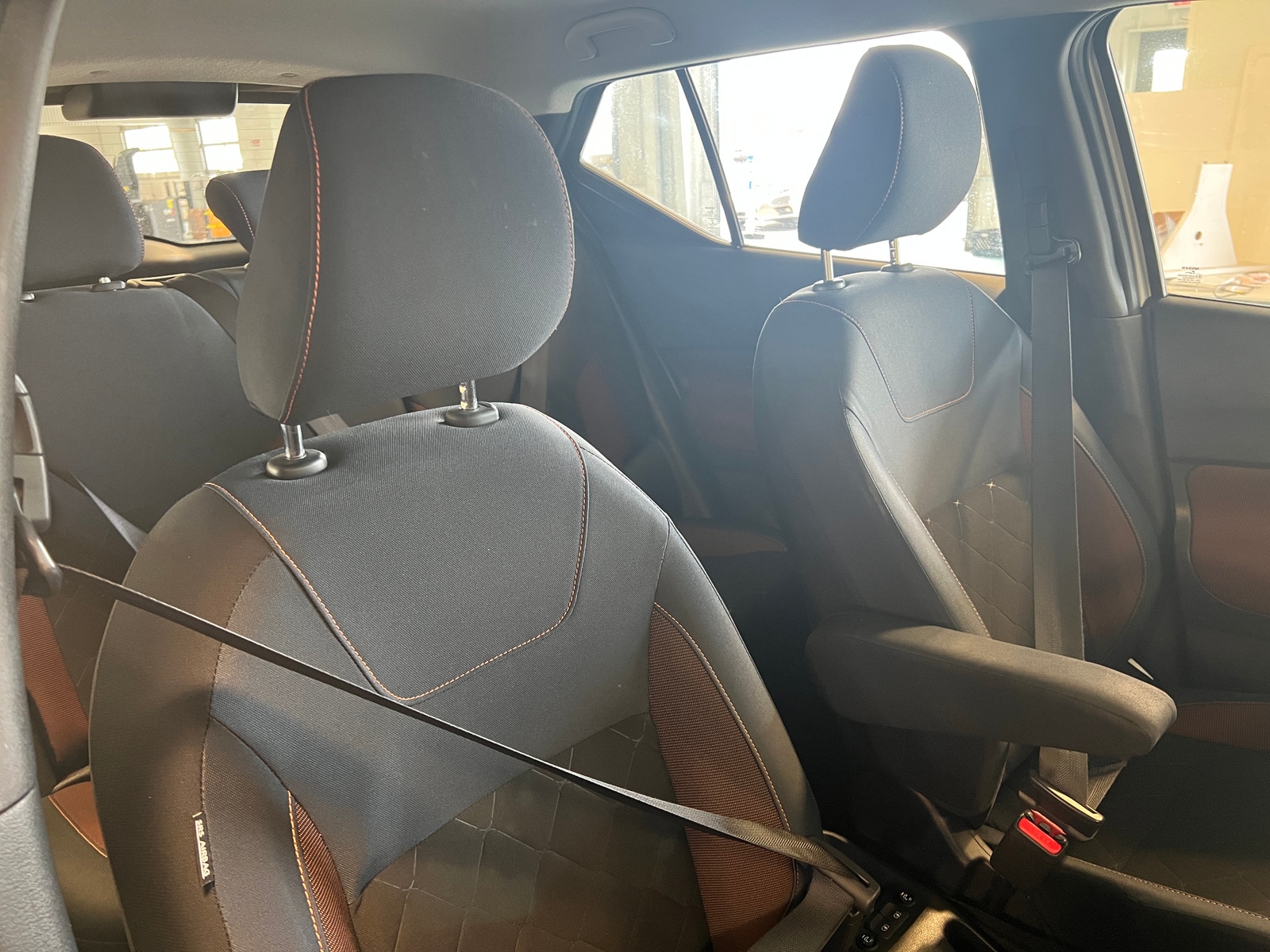 Thumbnail: 2018 Nissan Kicks - 2