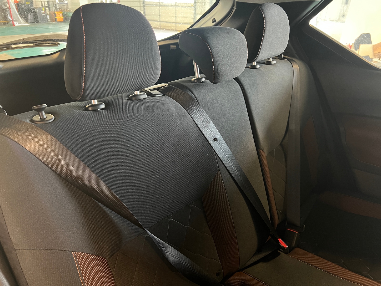 Thumbnail: 2018 Nissan Kicks - 6