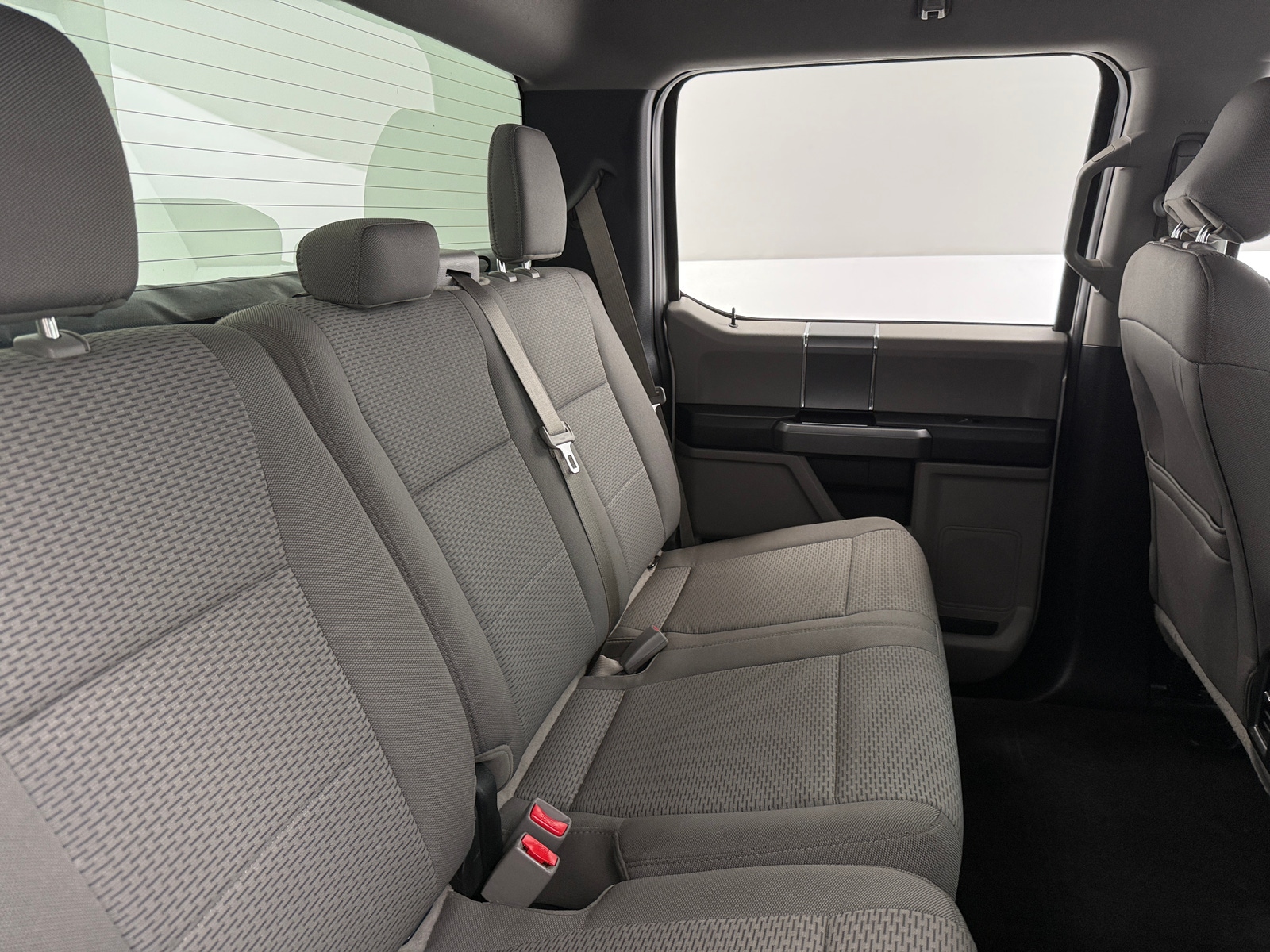 Thumbnail: 2016 Ford Econoline - 6
