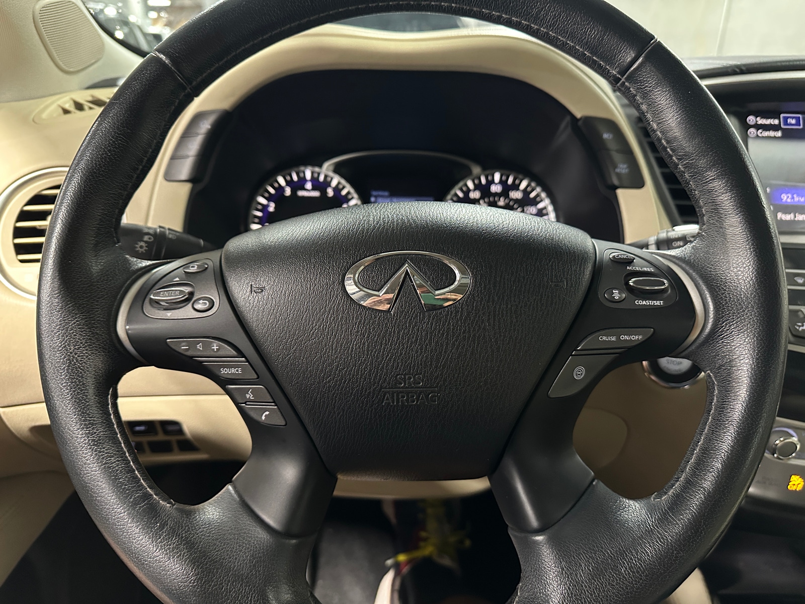 Thumbnail: 2017 INFINITI QX60 - 4