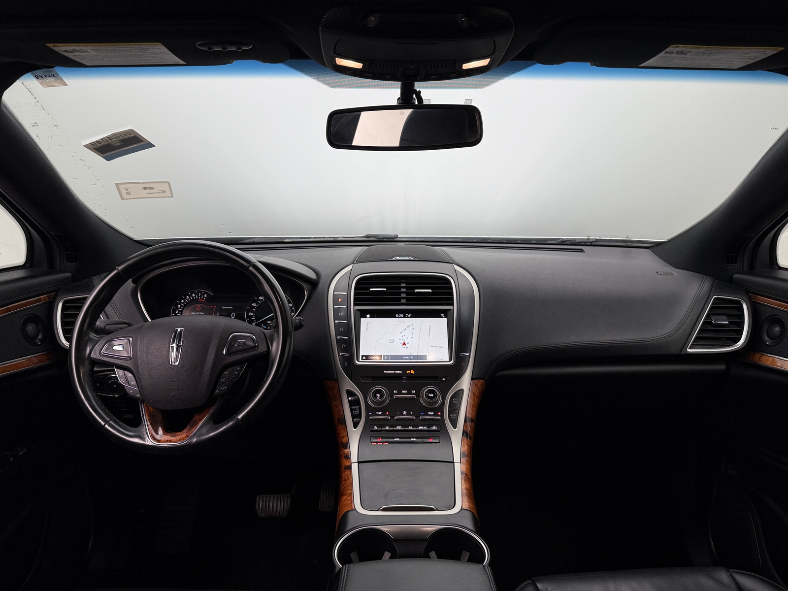 Thumbnail: 2017 Lincoln MKX - 2