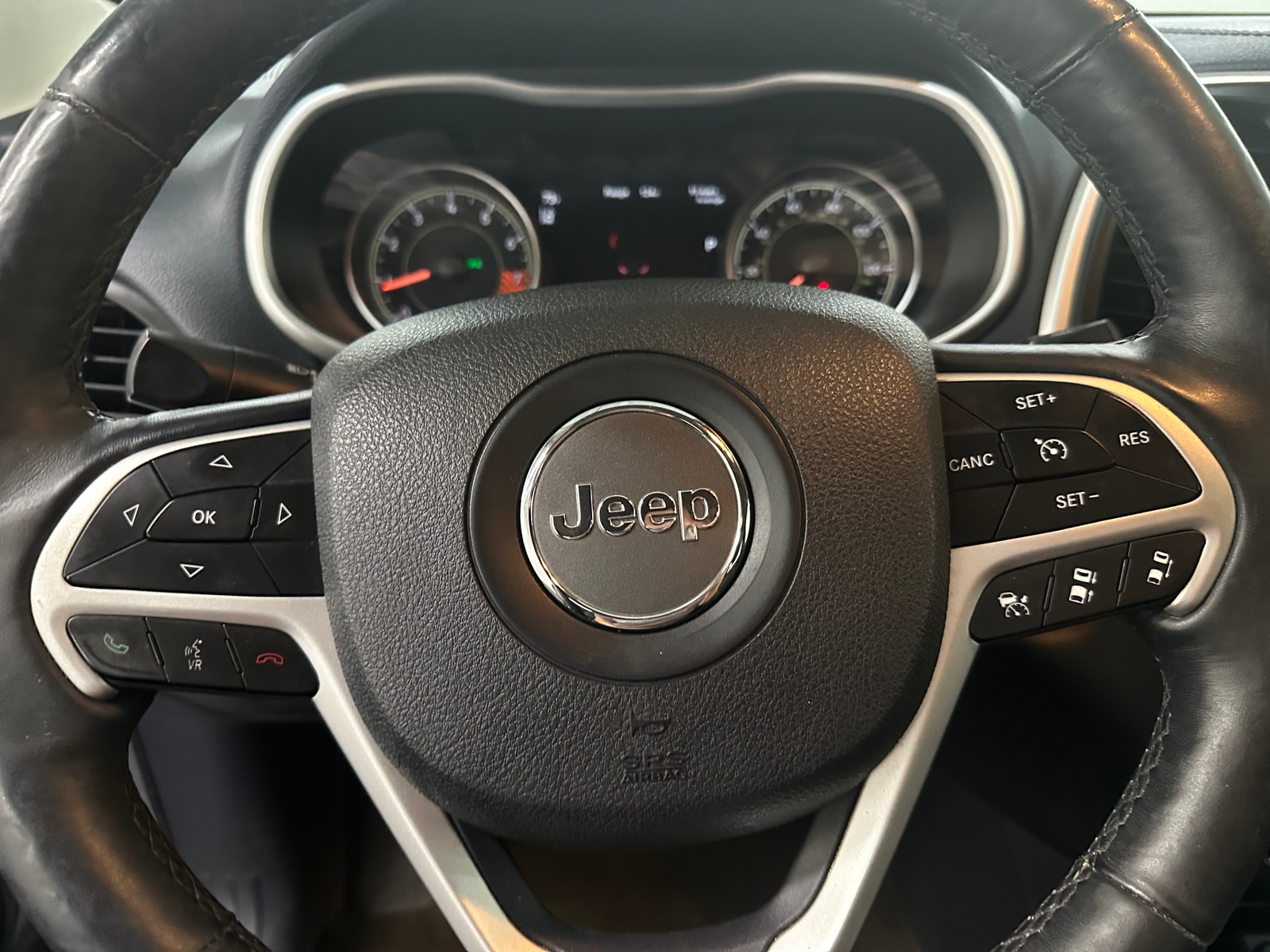 Thumbnail: 2014 Jeep Cherokee - 4