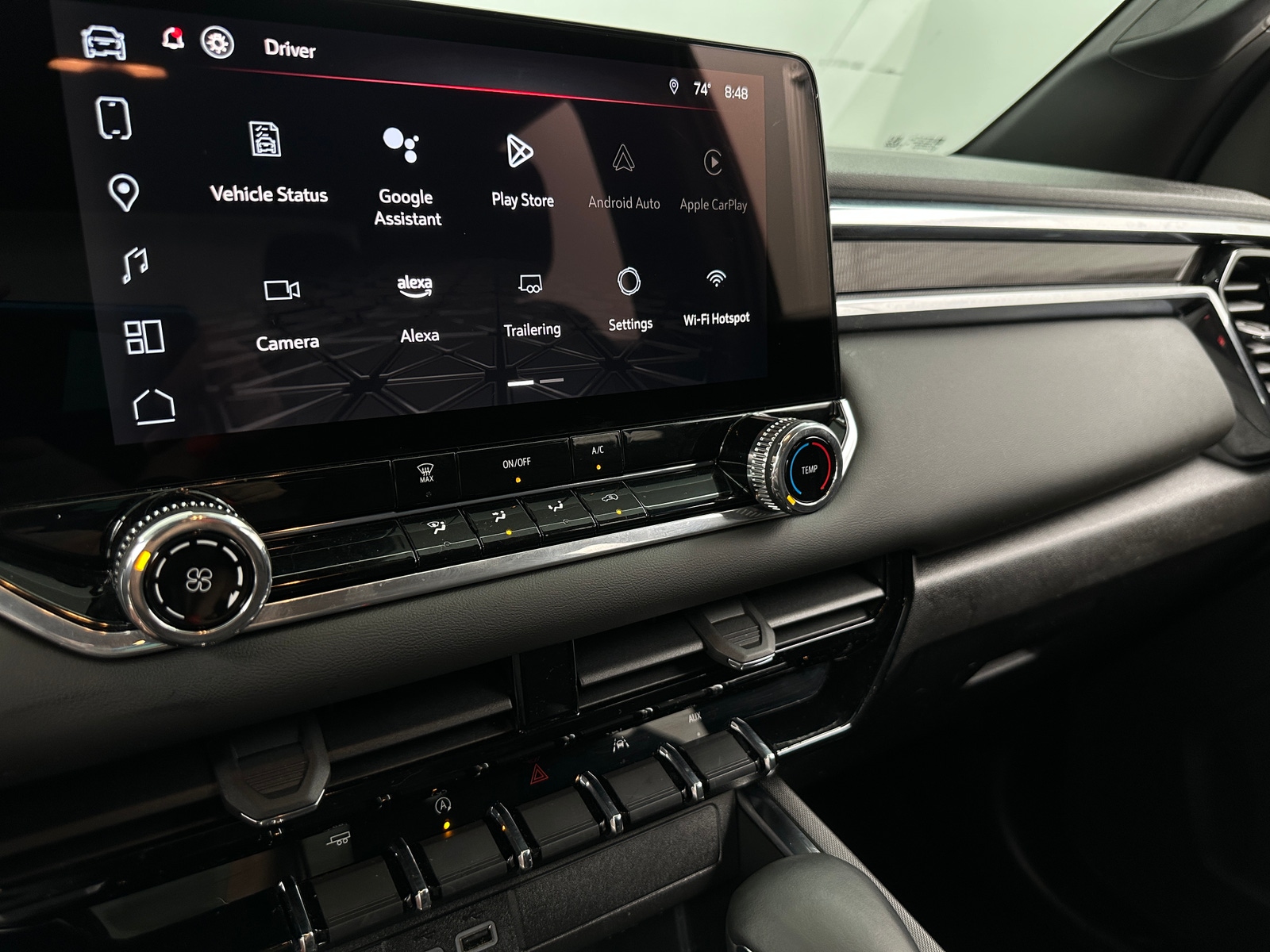 Thumbnail: 2024 GMC Canyon - 3