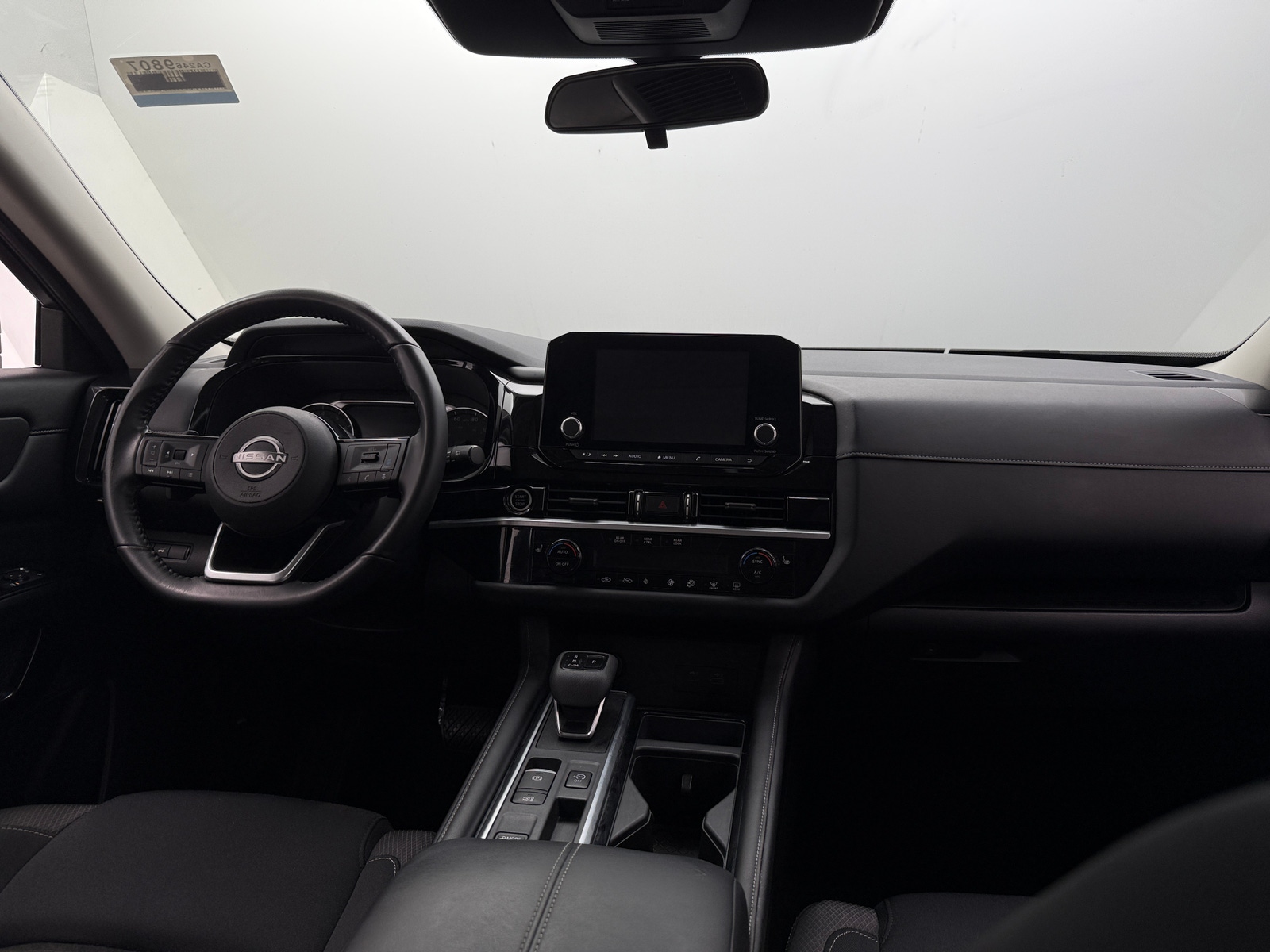 Thumbnail: 2022 Nissan Pathfinder - 3