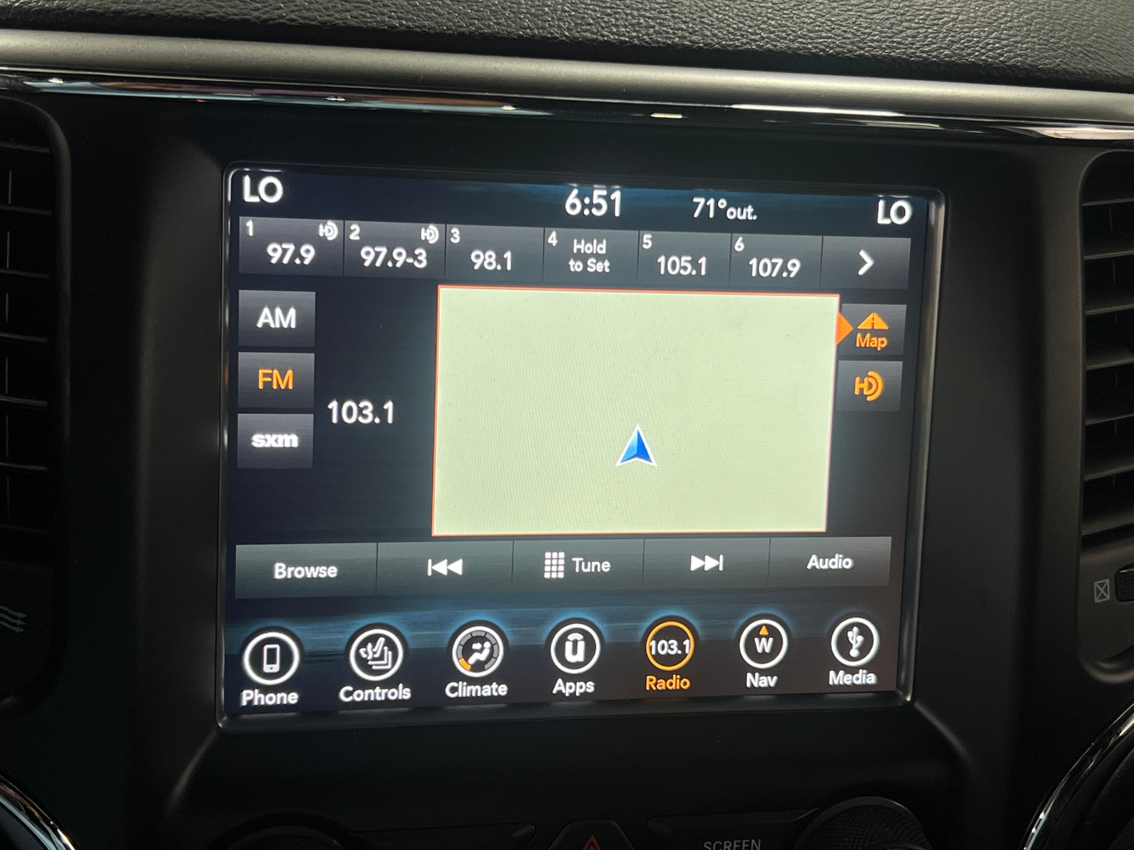 Thumbnail: 2018 Jeep Grand Cherokee - 4