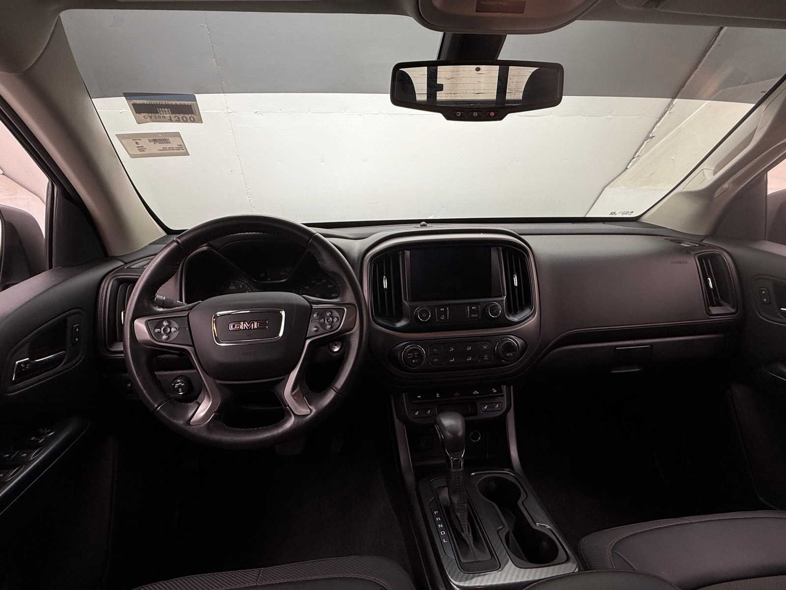 Thumbnail: 2022 GMC Canyon - 3